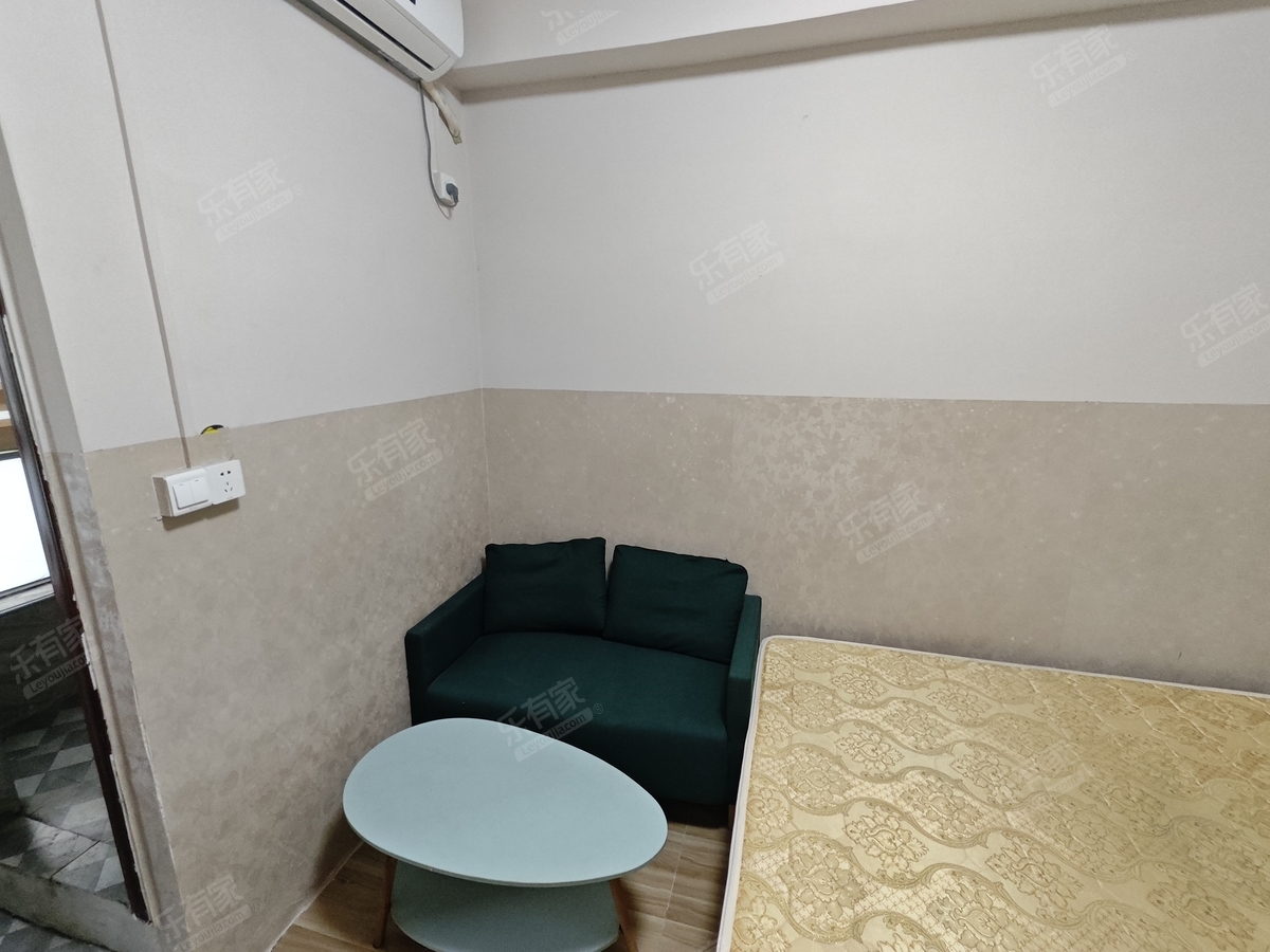 麦吉公寓客厅-1