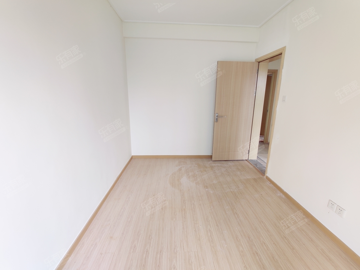 保利东江首府 3房2厅2卫 136.56㎡