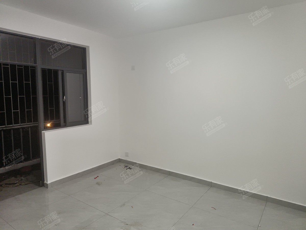 港莲二村 3房2厅1卫 86㎡