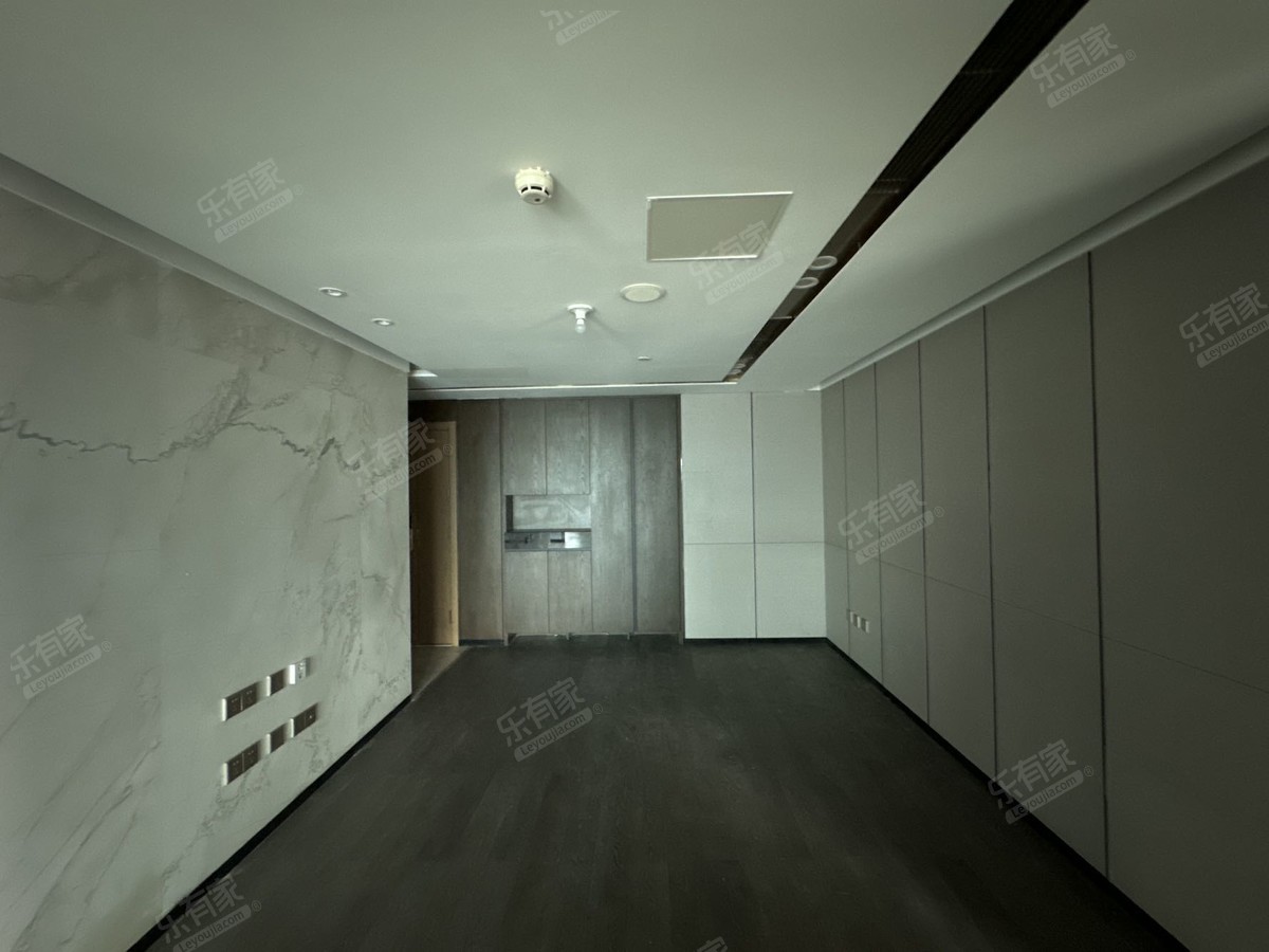 罗湖泊寓深南68号公寓客厅-2