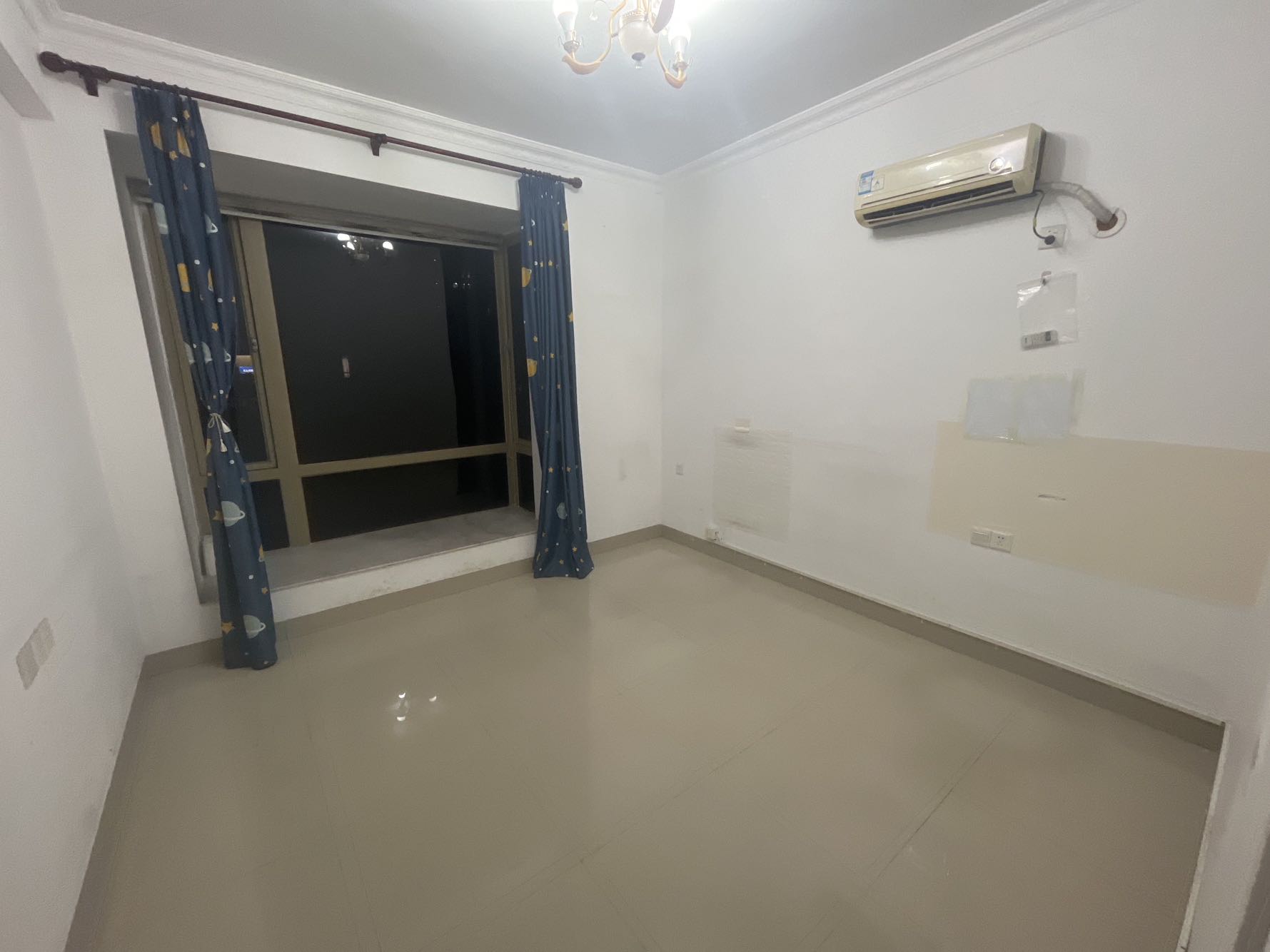 金山湖花园一区 南 精装 4室 2厅 160.18m² -江门金山湖花园一区租房
