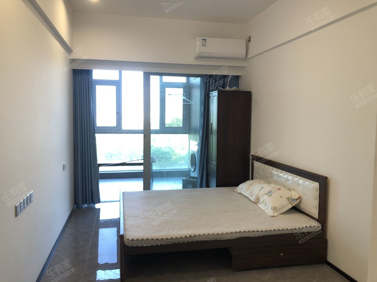 海逸商圈南北对流三房