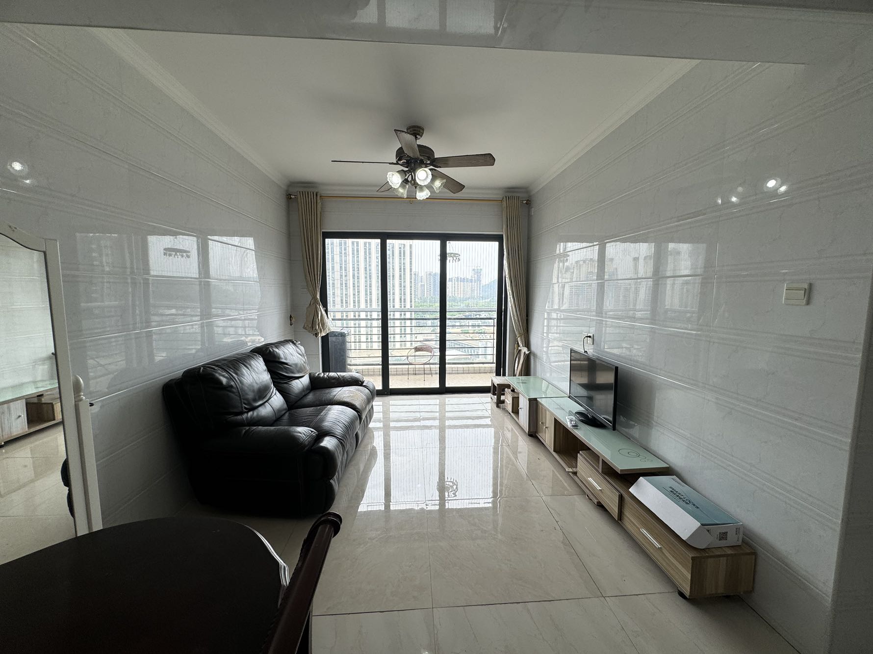 大运城邦三期南普装4室2厅99.64m²-东莞大运城邦三期租房