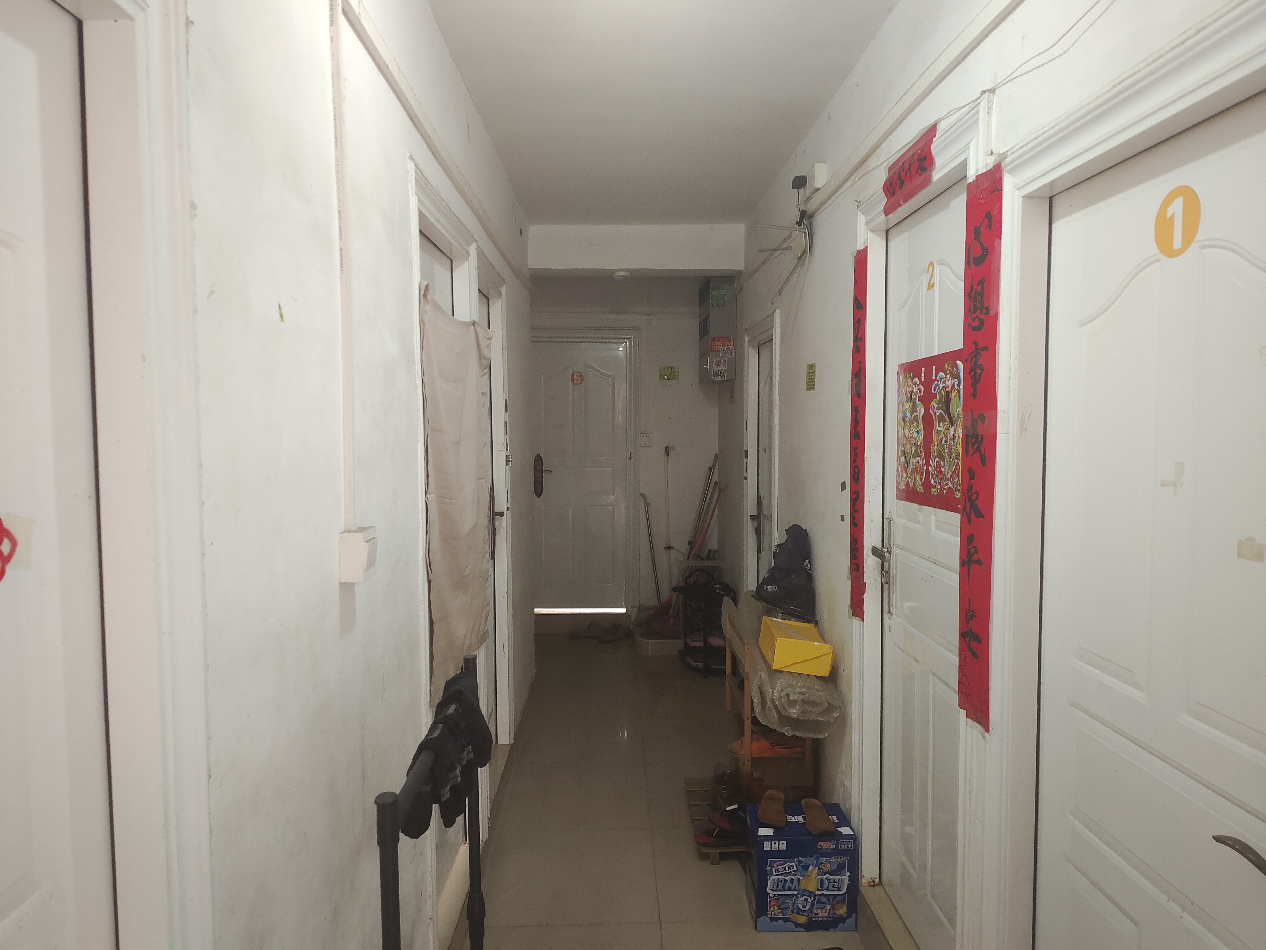 前海核心区，小高层，私密露台，装修豪华，户型超好