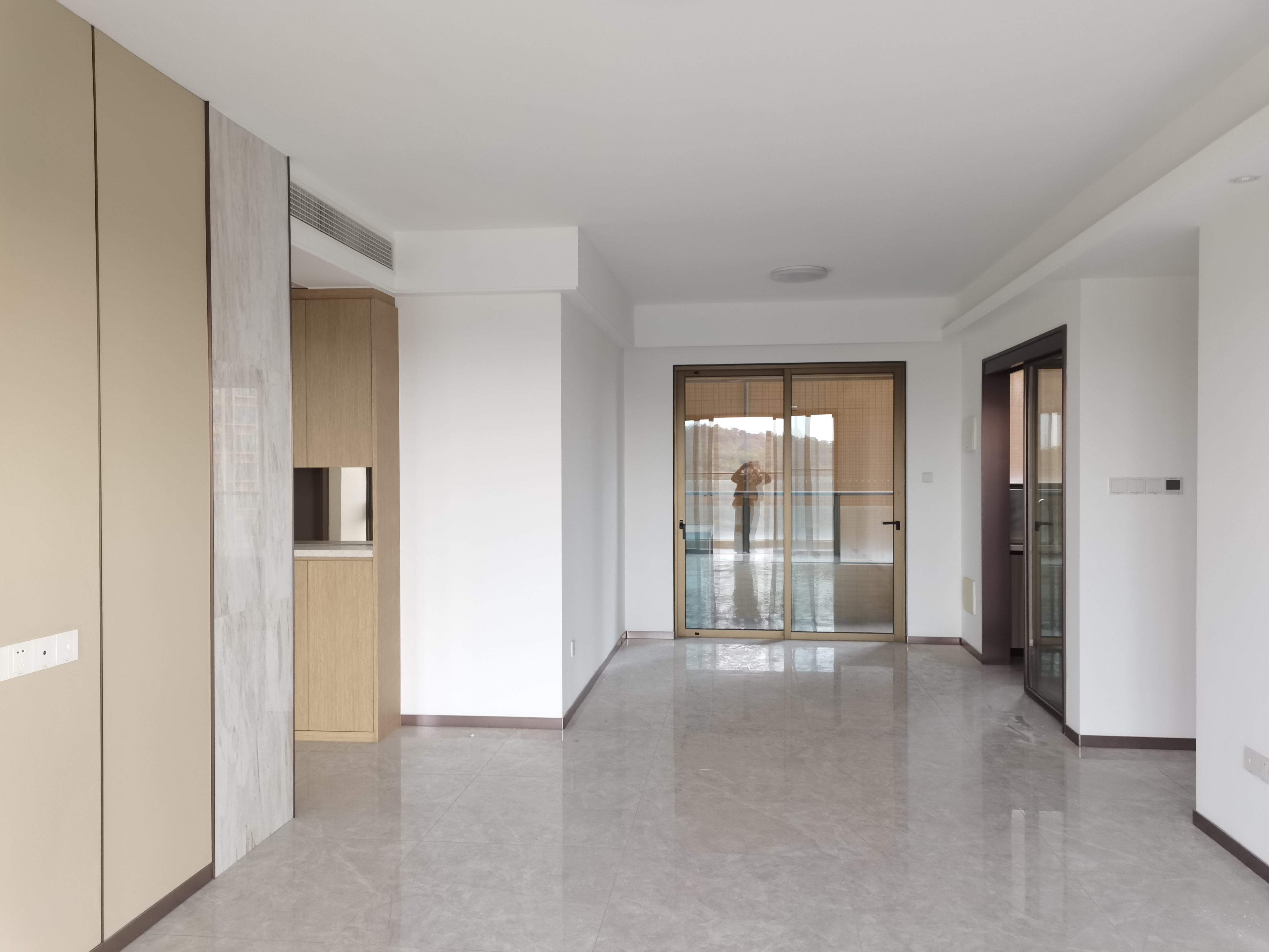 富逸城臻誉南北精装4室2厅129.72m²出租