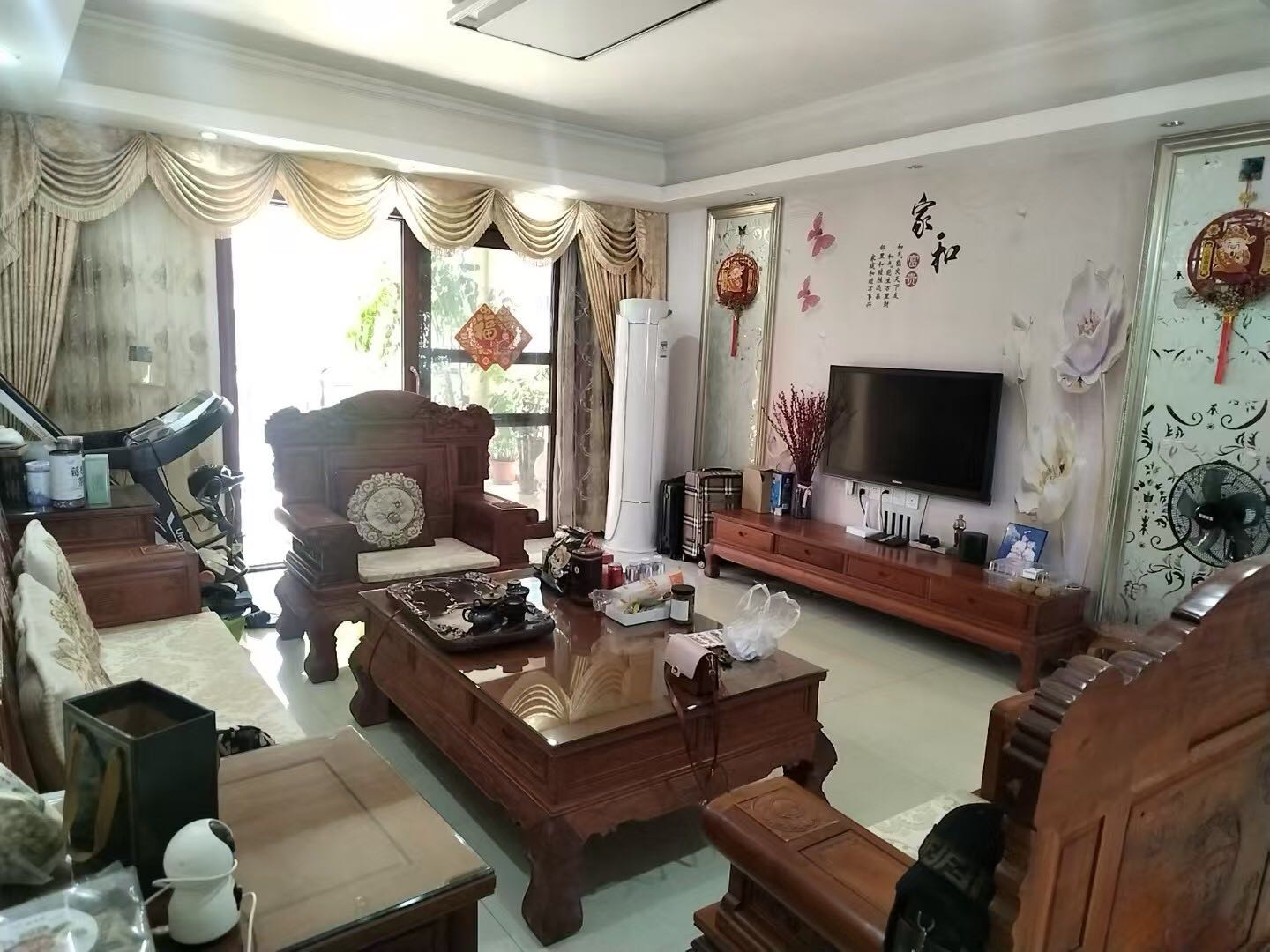 东江学府二期客厅-1
