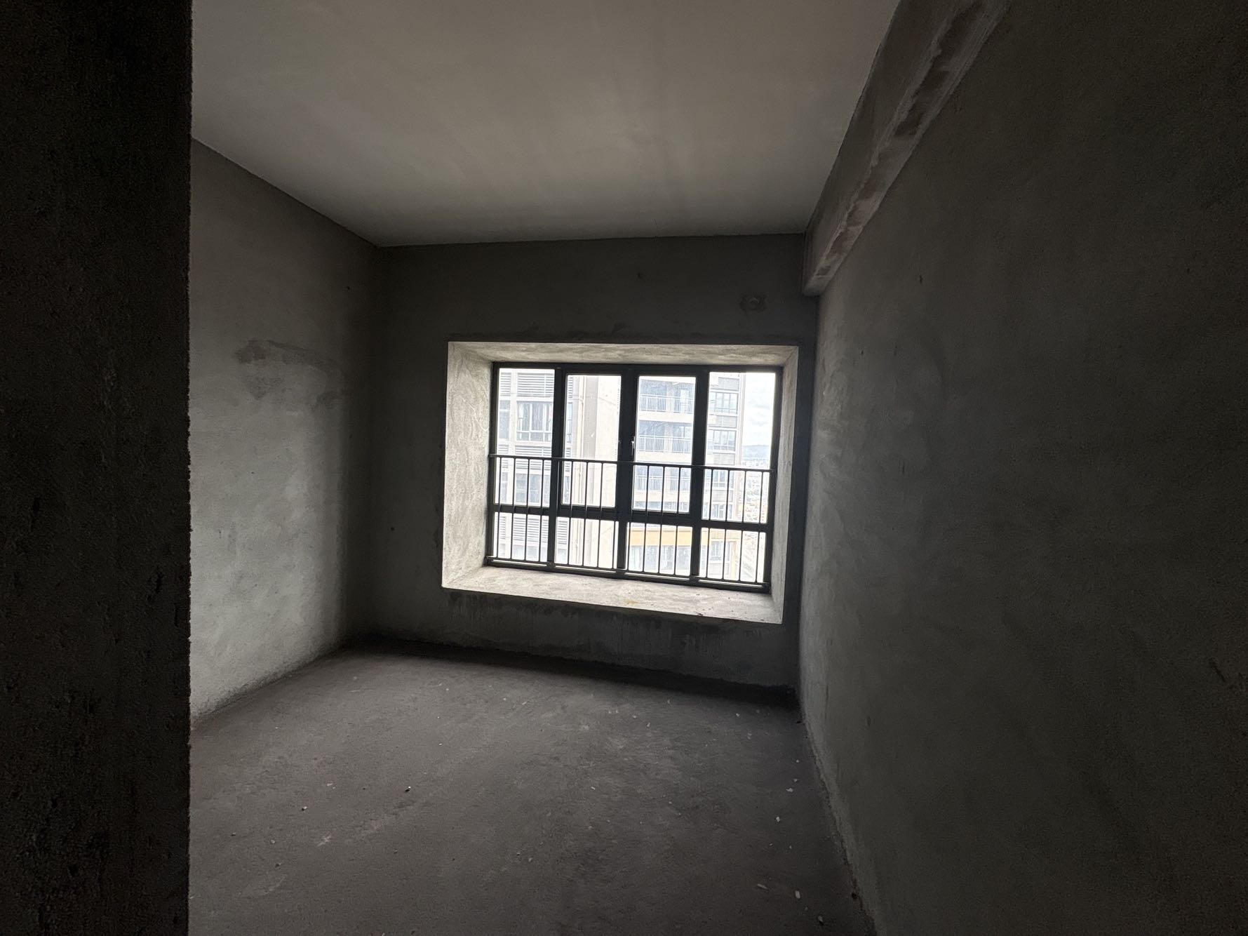 腾韵花园 5房2厅2卫 142.44㎡