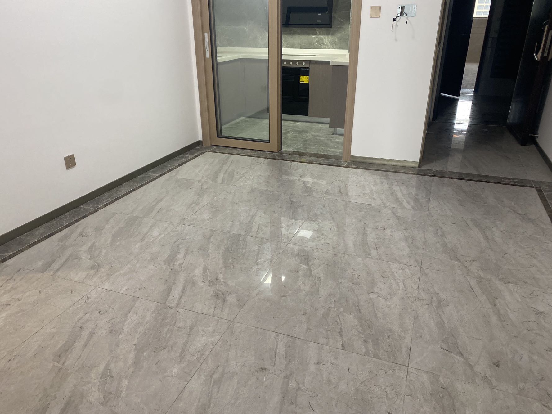 珑廷广场客厅-2