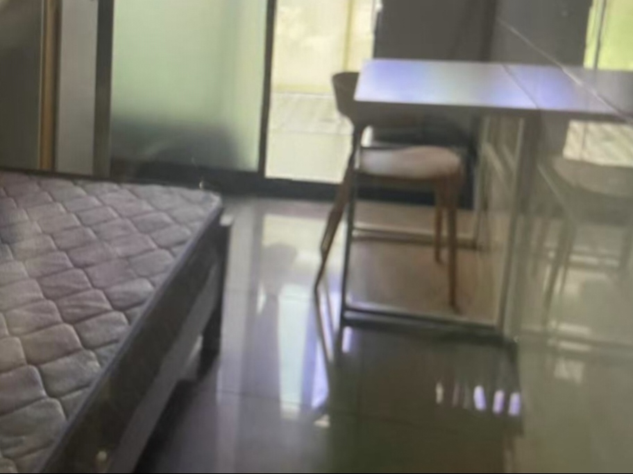 看房方便同户型也有房源做对比，看房联系厚德品园余景-深圳云栖西岸阁租房