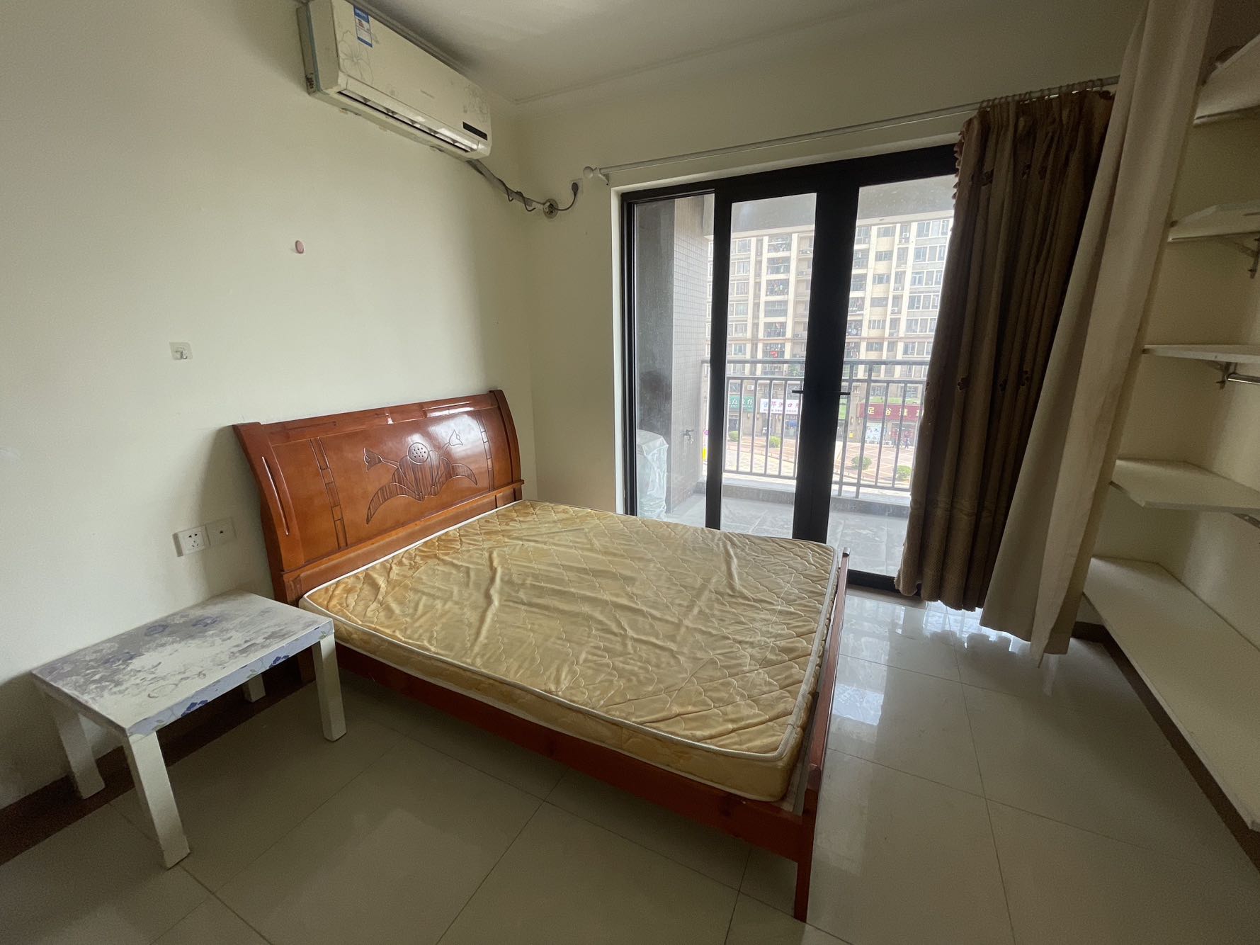 长信银湾 1房1厅1卫 40㎡