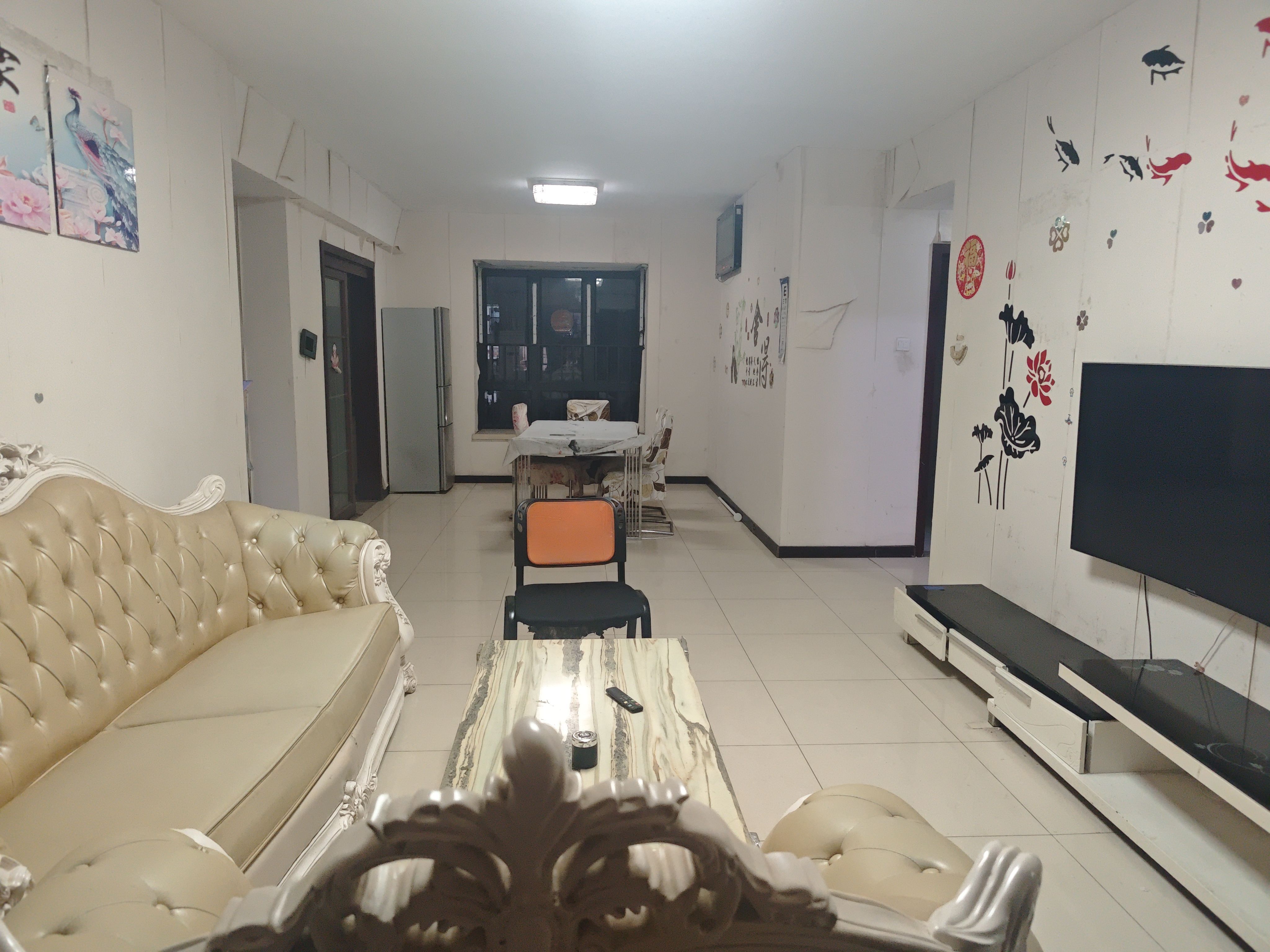 华业玫瑰郡客厅-1