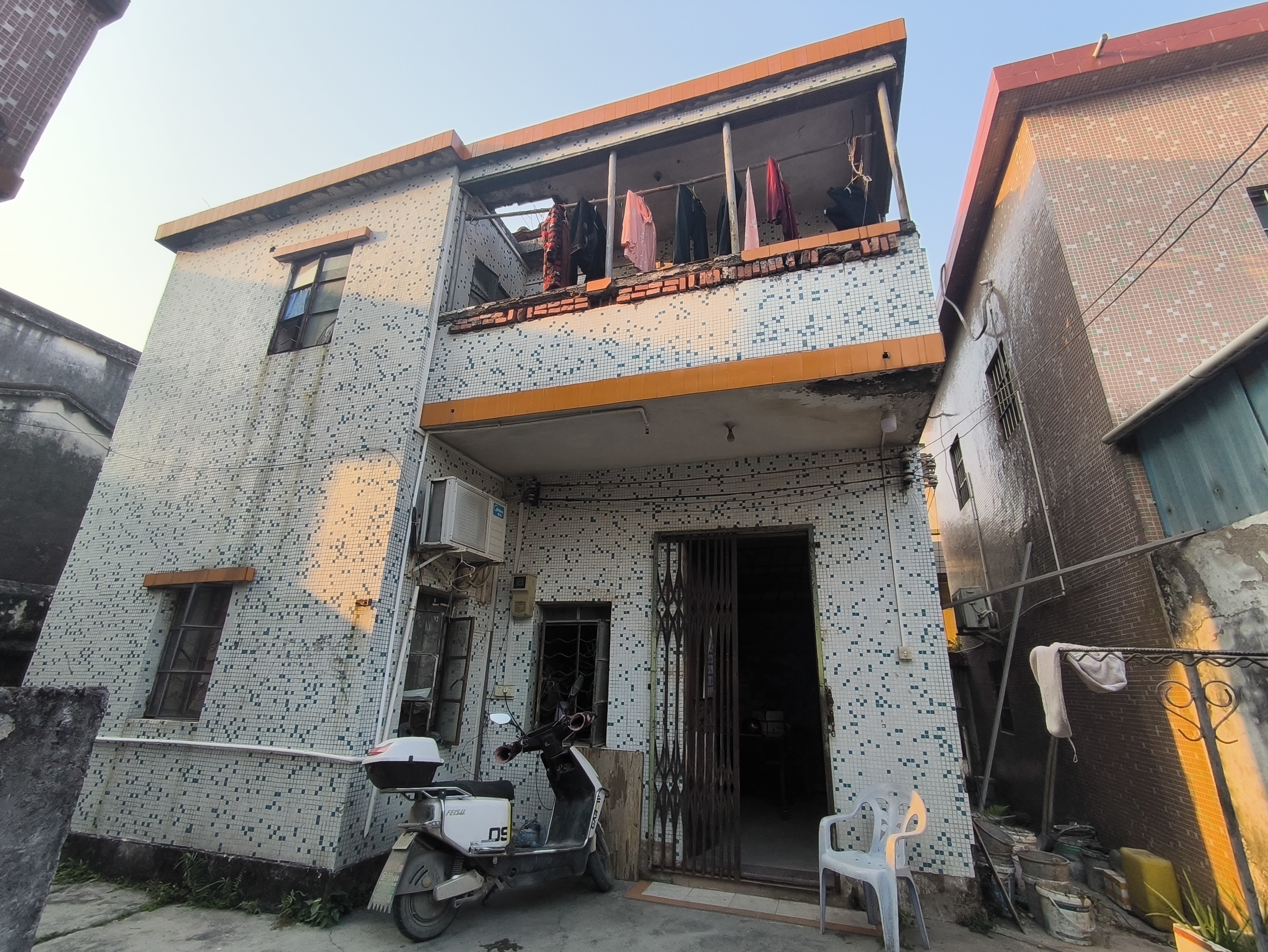 民众自建房 3房3厅3卫 230㎡-中山民众自建房二手房