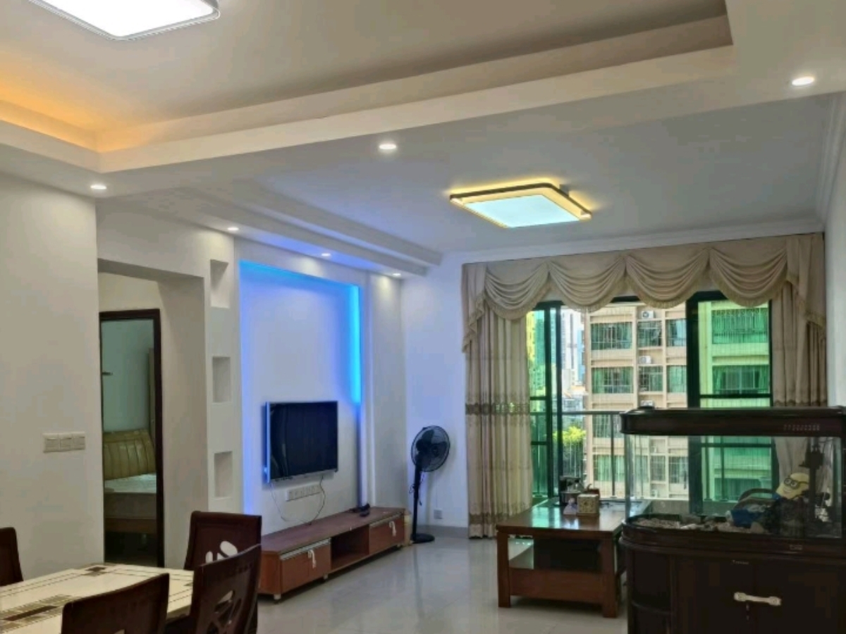 怡景华庭 3房2厅1卫 107㎡