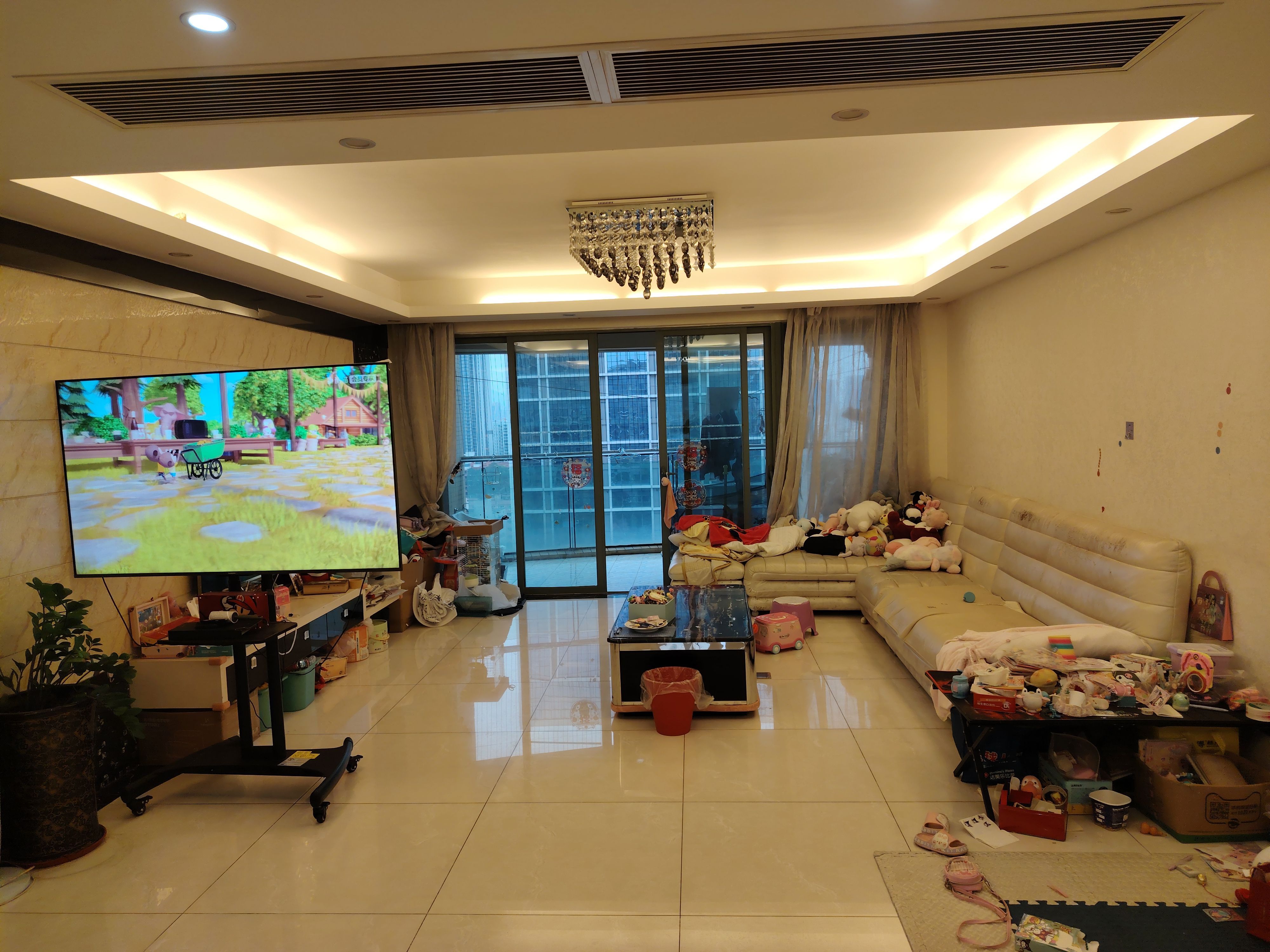 阅山华府客厅-1