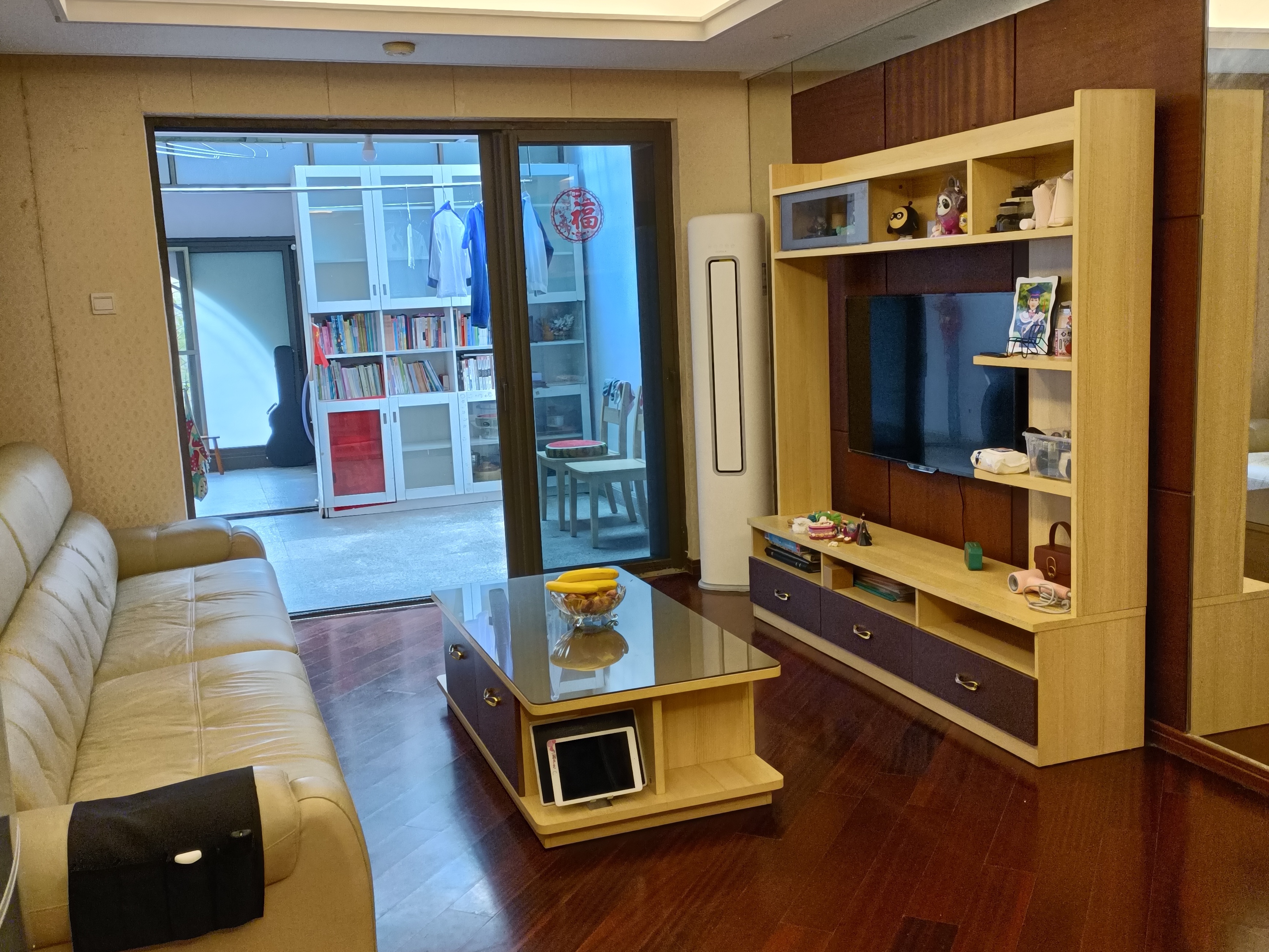 万科城四期客厅-1