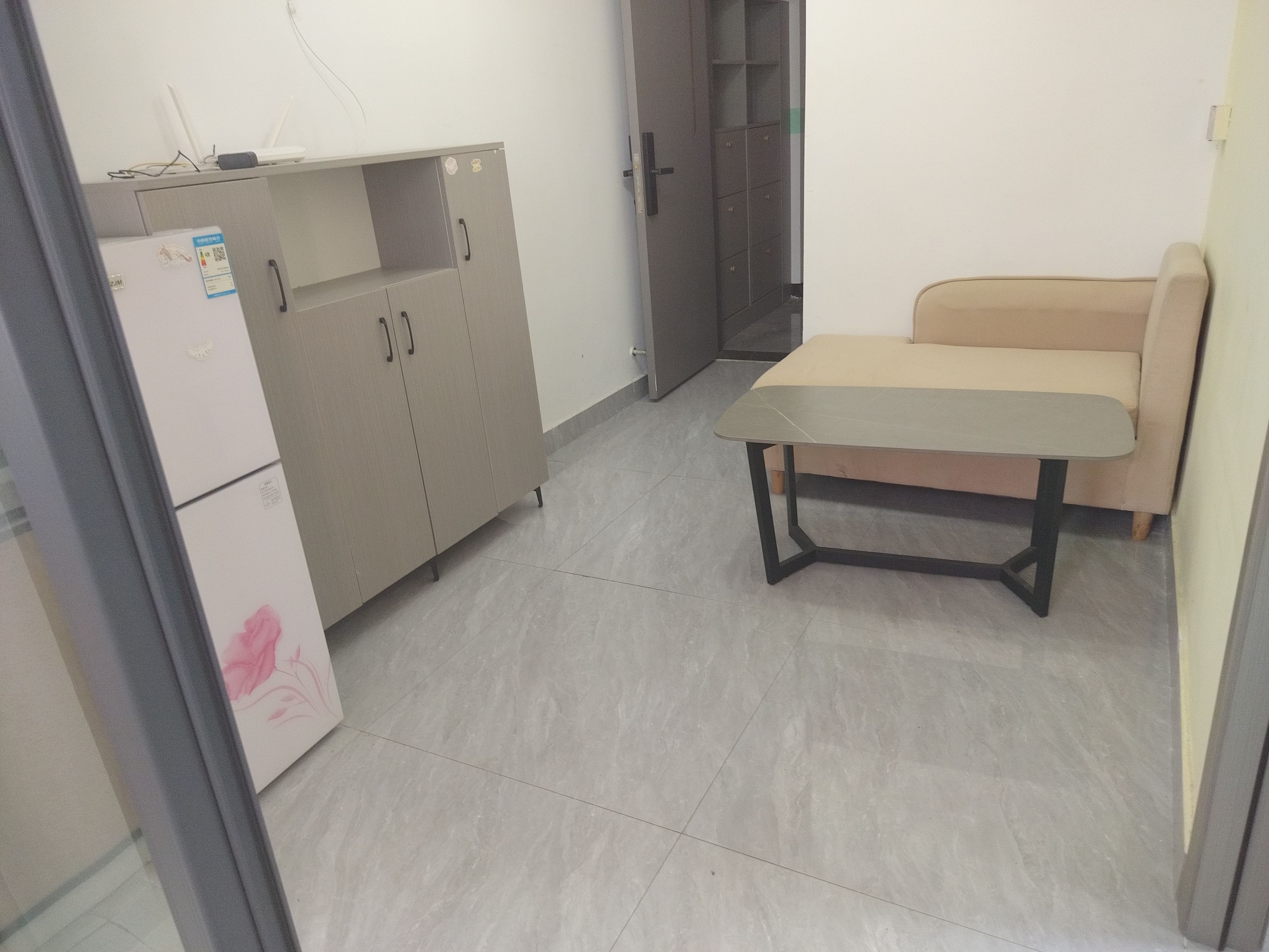 油松共和小区客厅-1