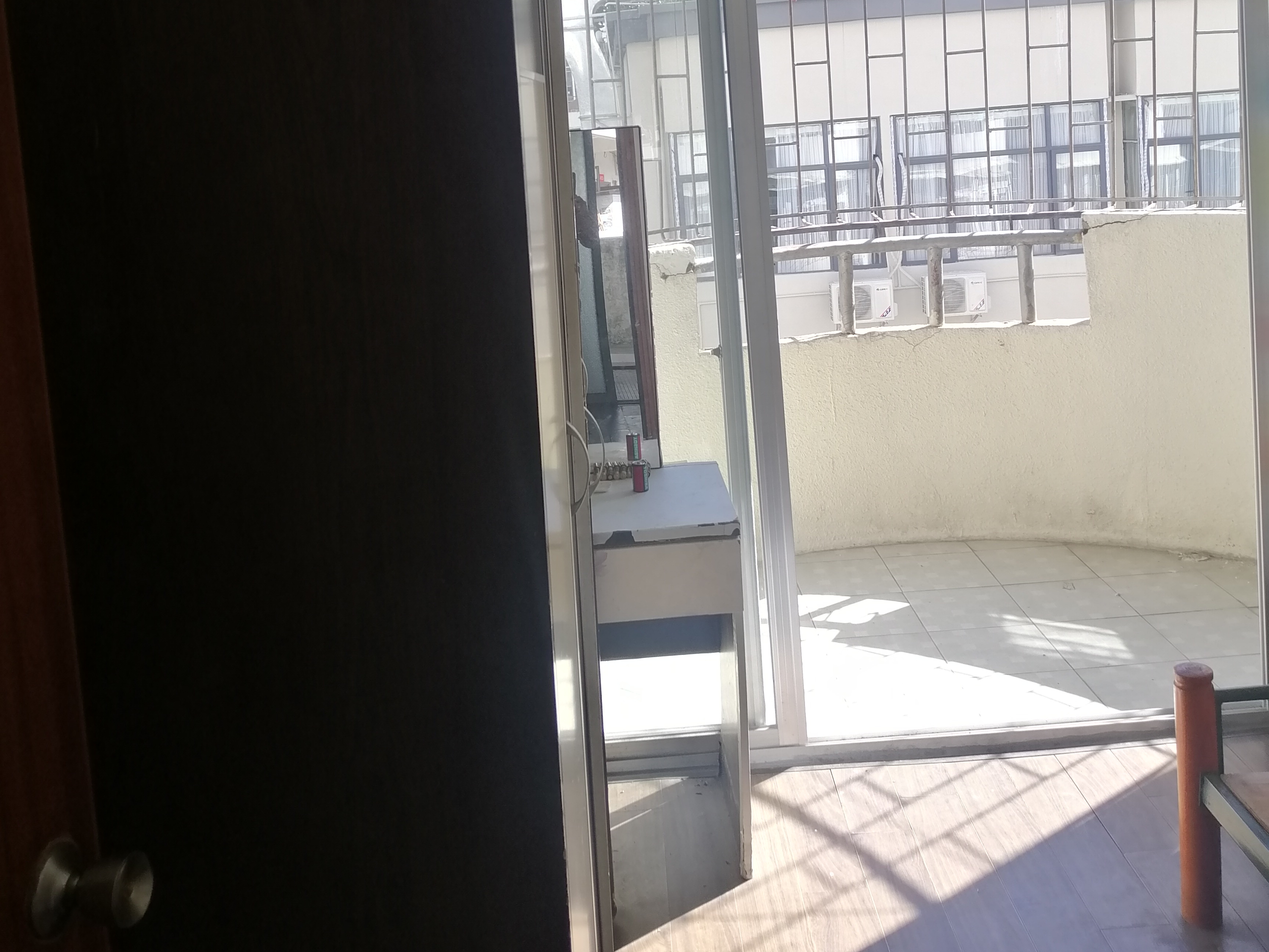 深华园客厅-1
