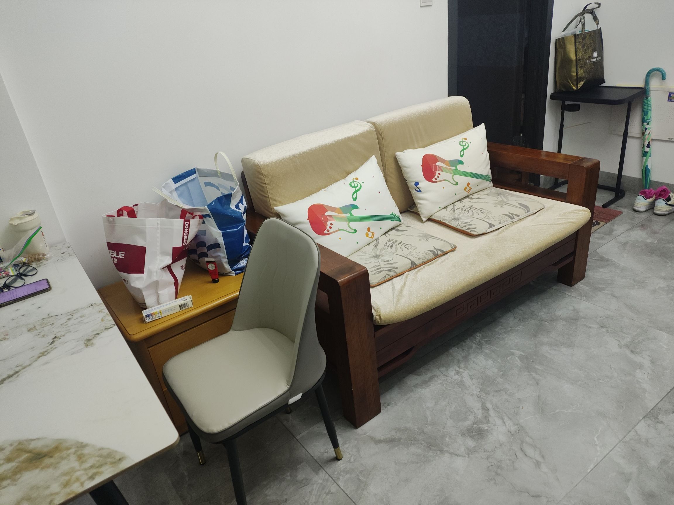 天健现代城花园客厅-1