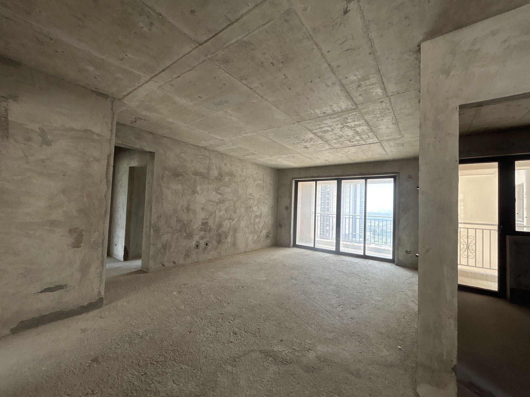 中洲中央公园三期 南 精装 3室 2厅 94.75m² 