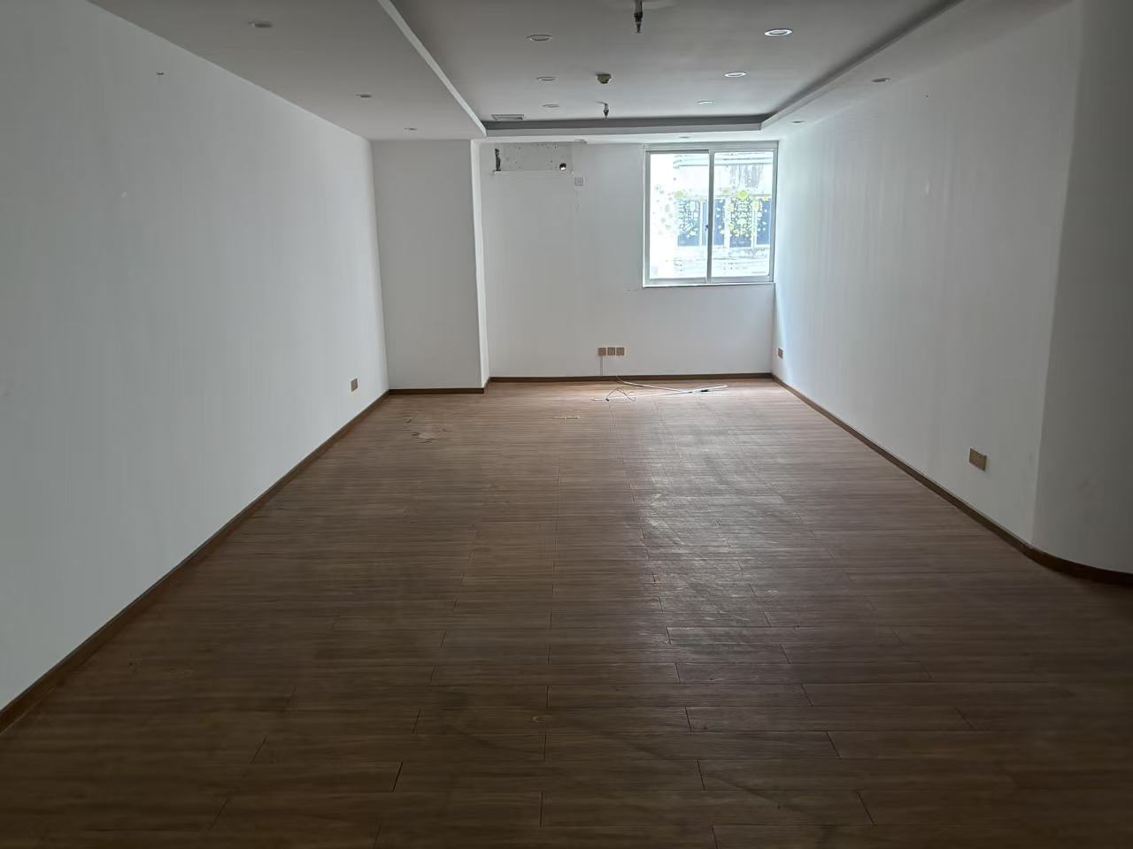 多丽工业区 写字楼 101.68㎡-深圳多丽工业区租房
