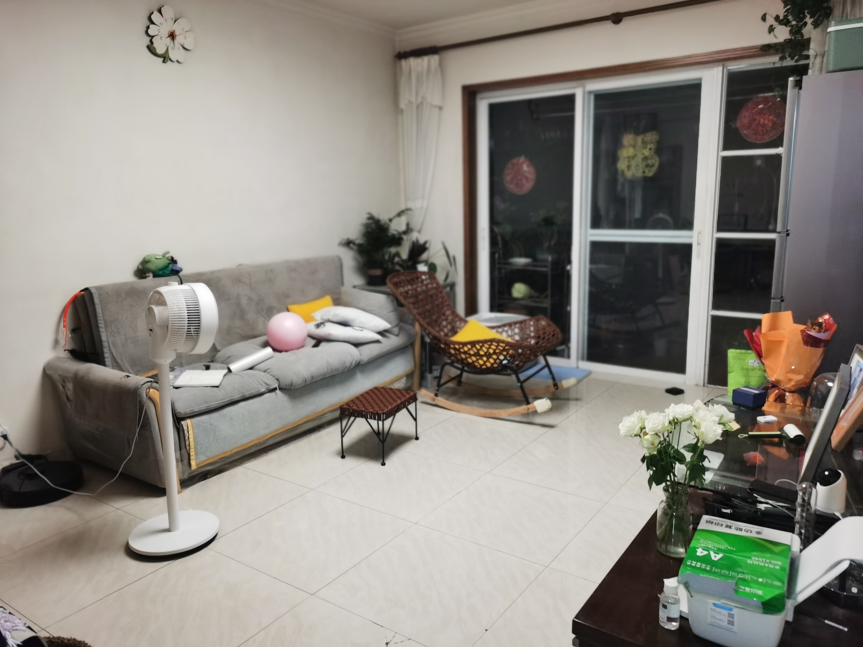 万科四季花城五期客厅-1