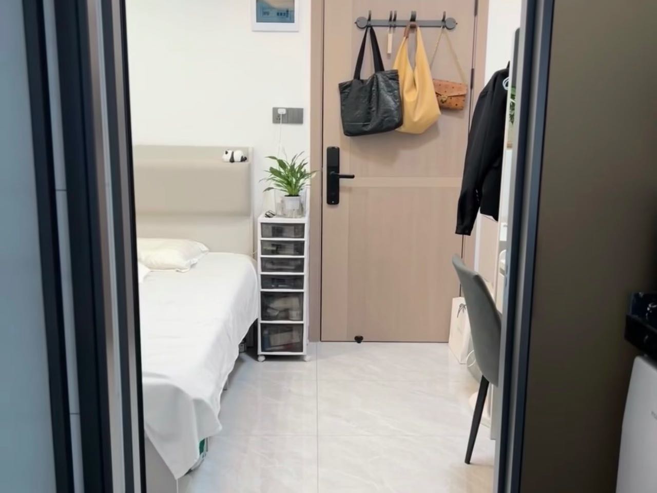 上沙龙秋村 1房0厅1卫 30㎡