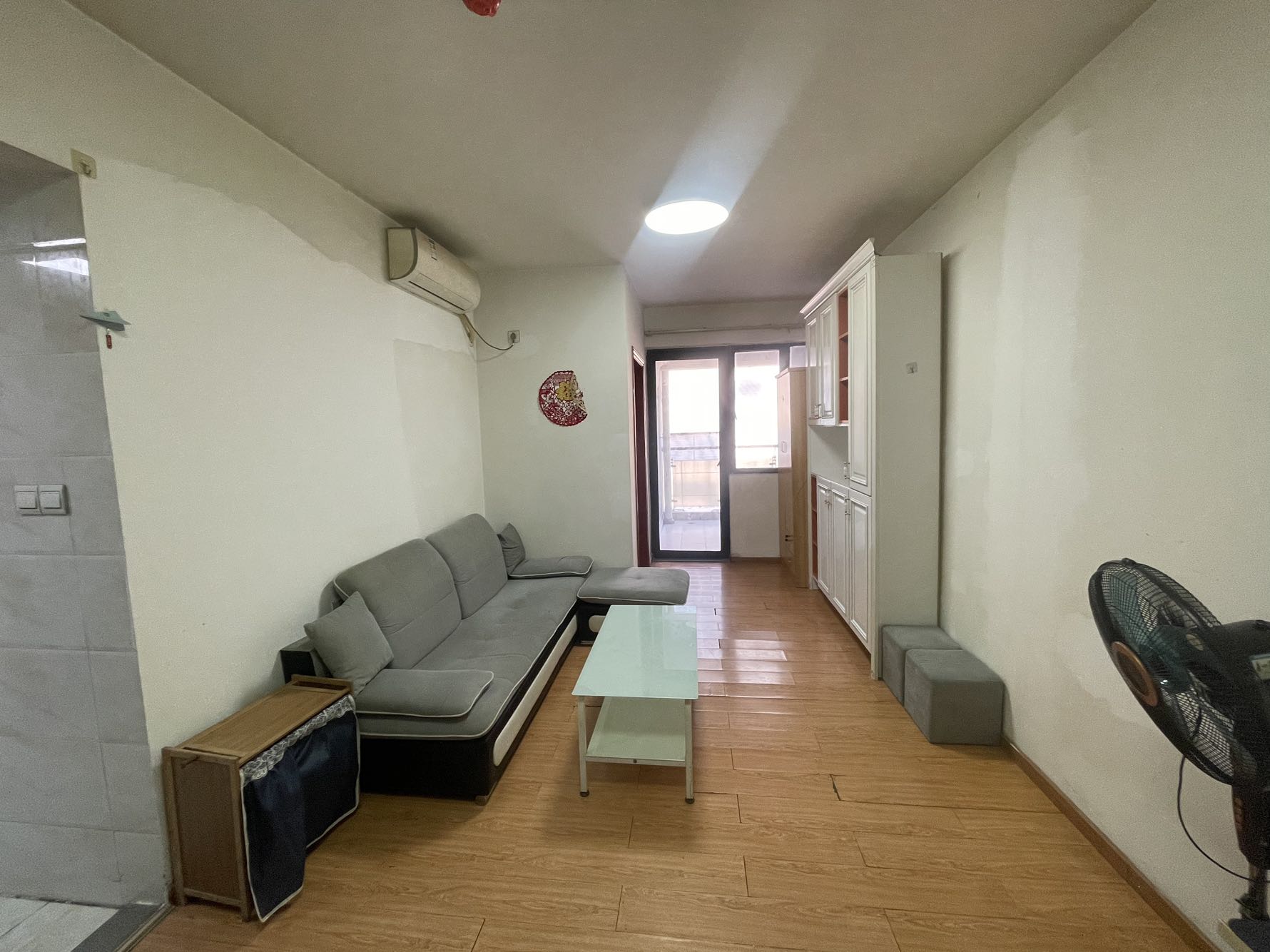 美吉特公寓客厅-1