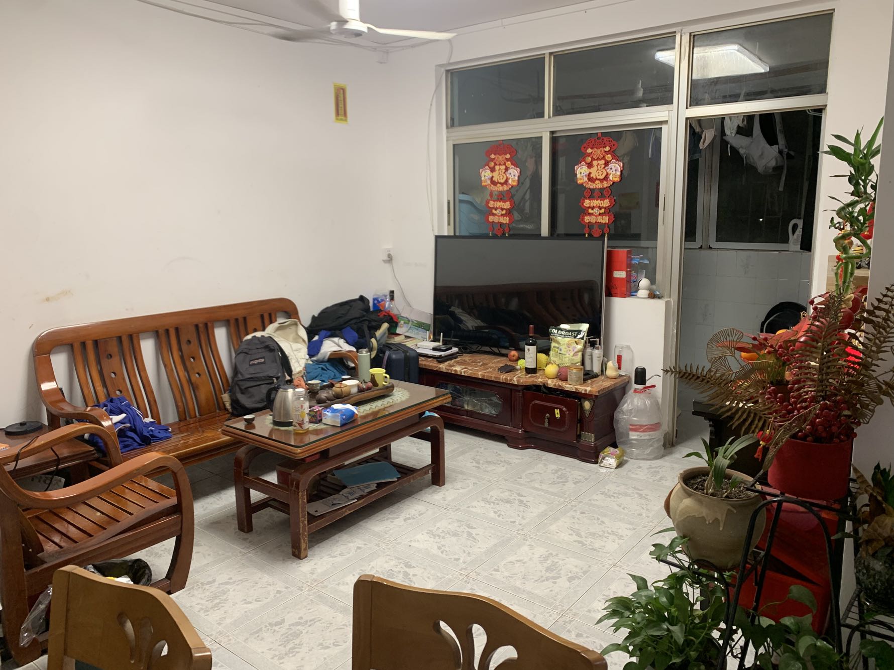 翠茵学校家居楼3房，中间楼层，居家安静舒适-深圳翠茵学校家居楼租房
