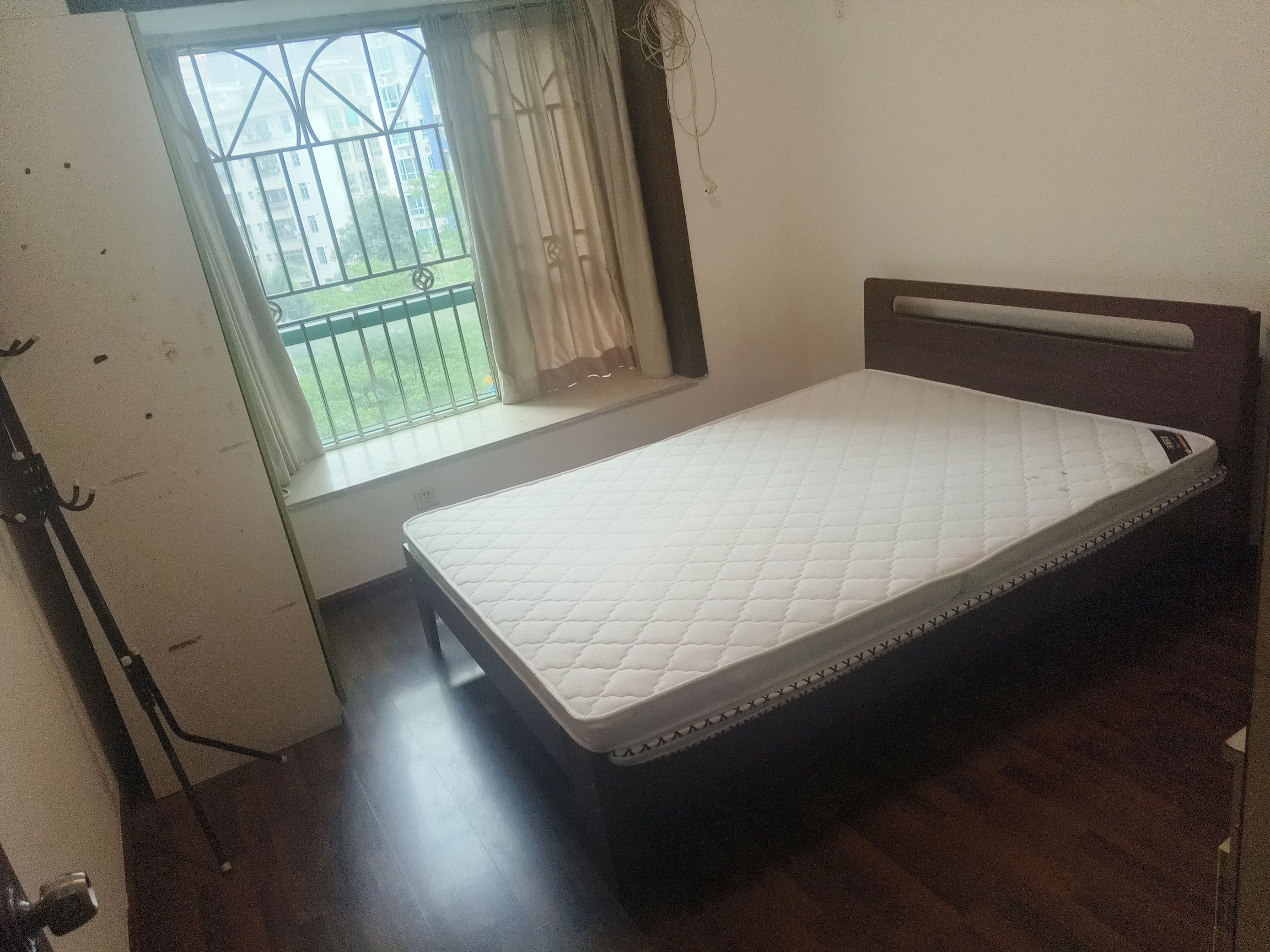 海云轩 南 1室 1厅 37m²