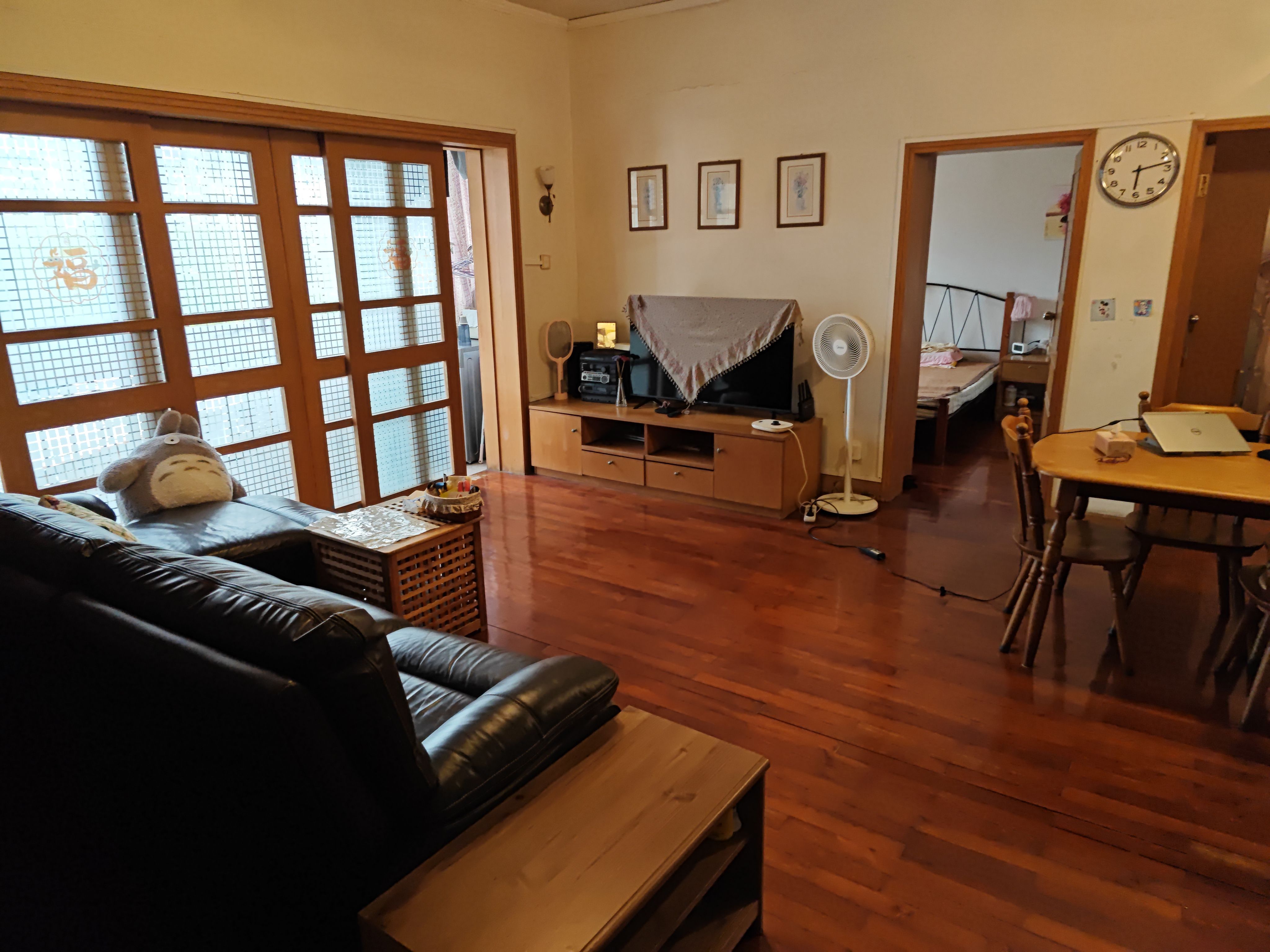 石油公司客厅-1