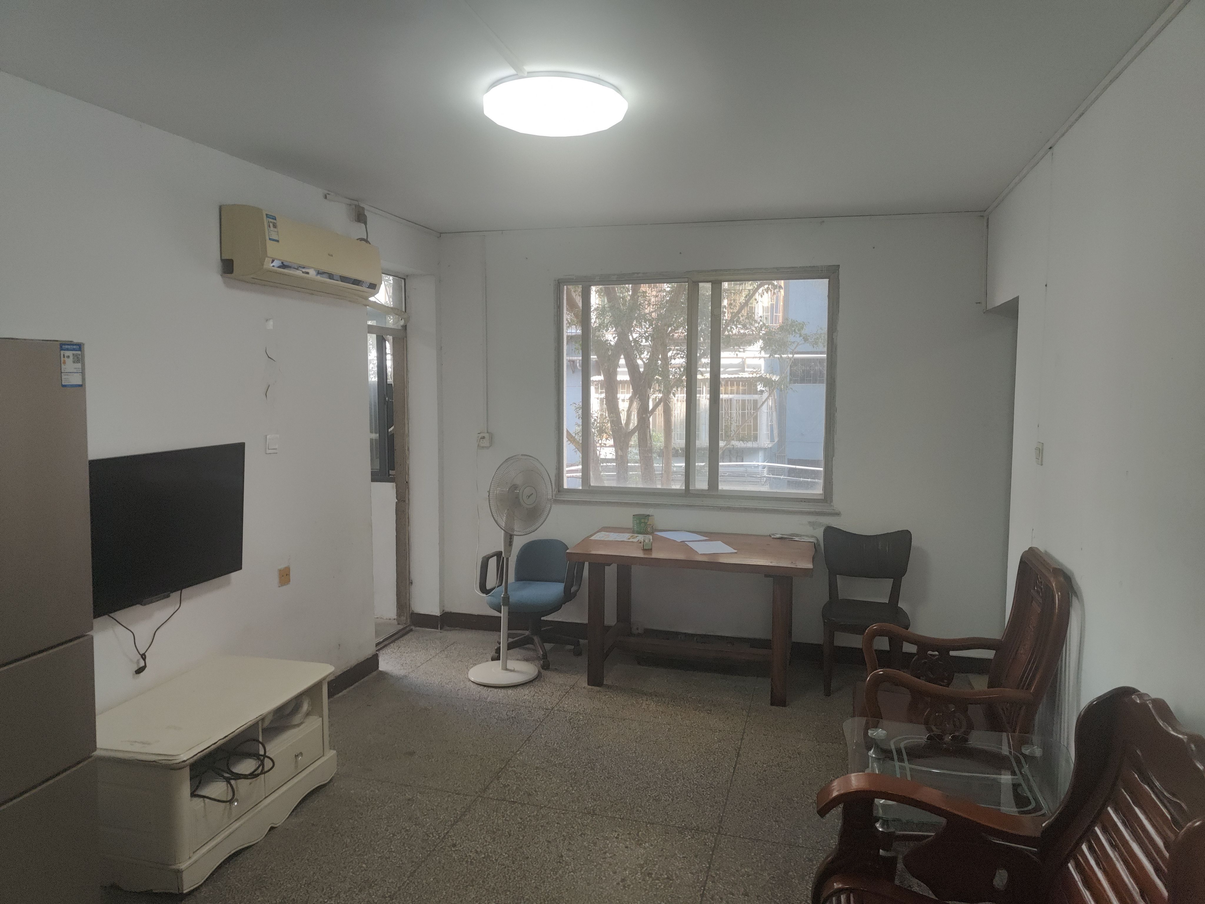 香蜜新村东区客厅-1