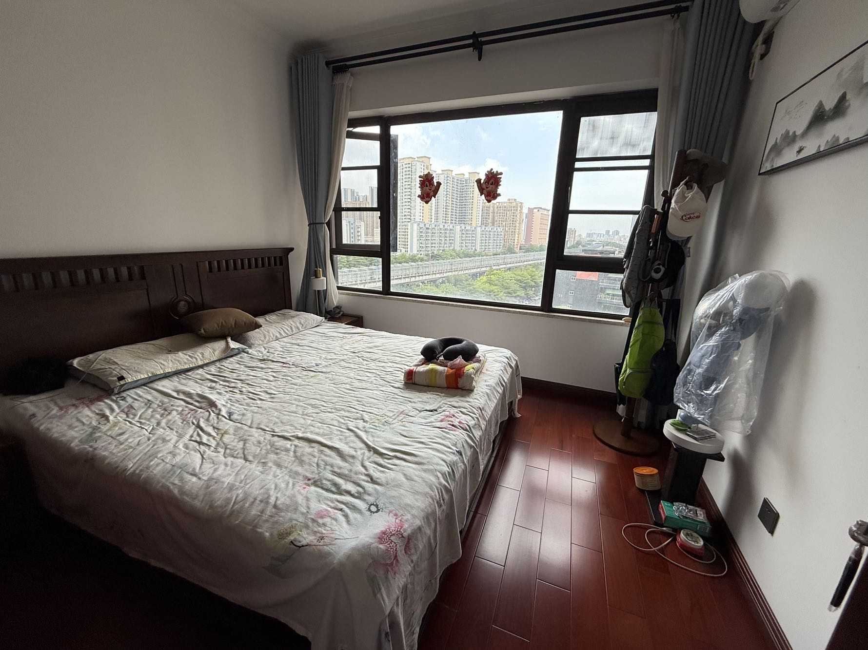 定岗湖旁，拾悦城通透4房，精装修，满五，近地铁，诚心出售