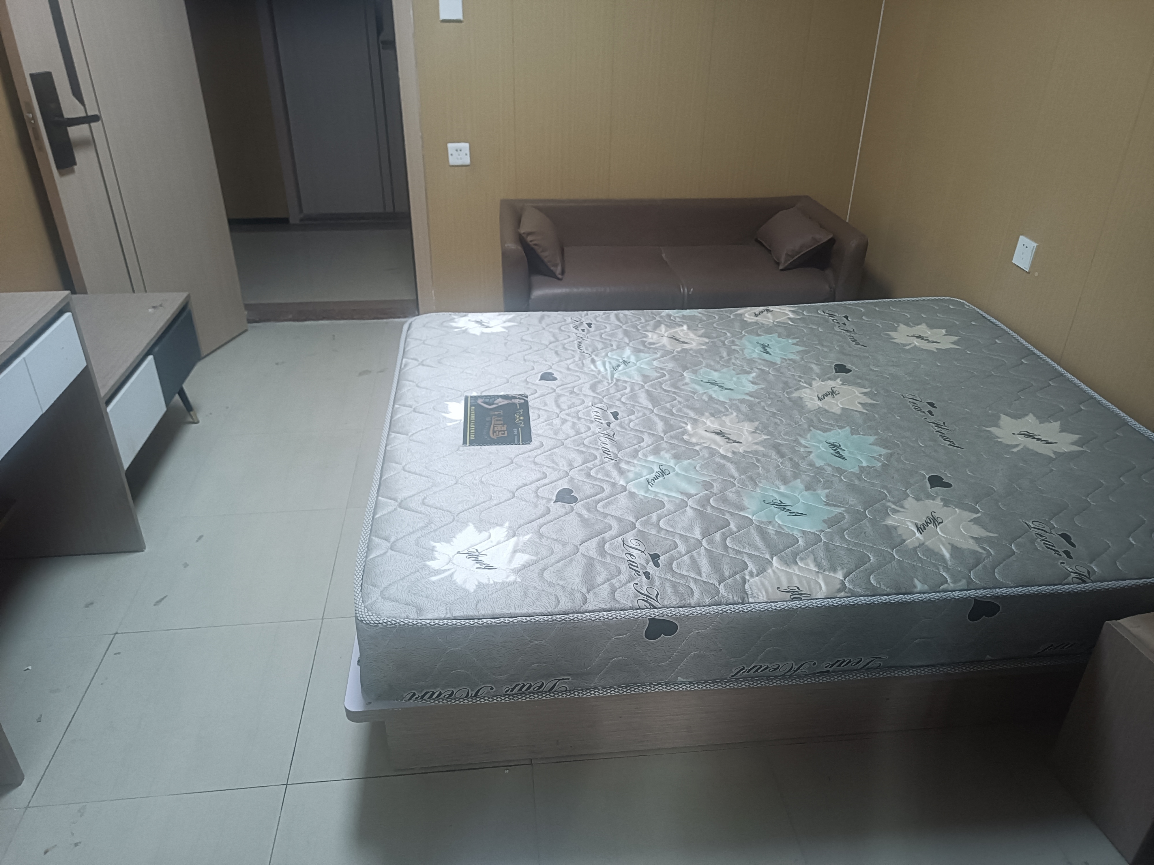 启华里 1房0厅1卫 30㎡-江门启华里租房