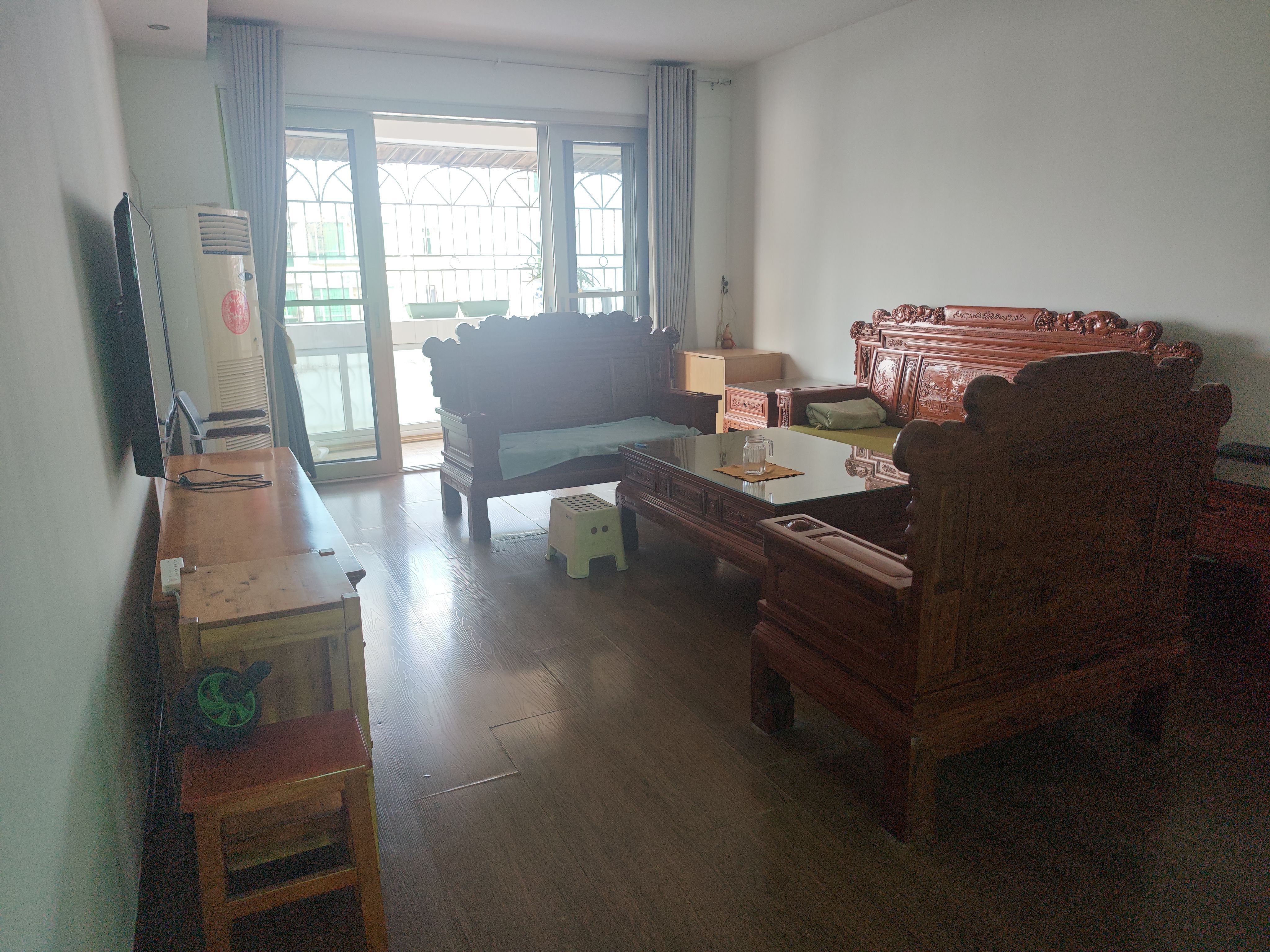 创业一村客厅-1