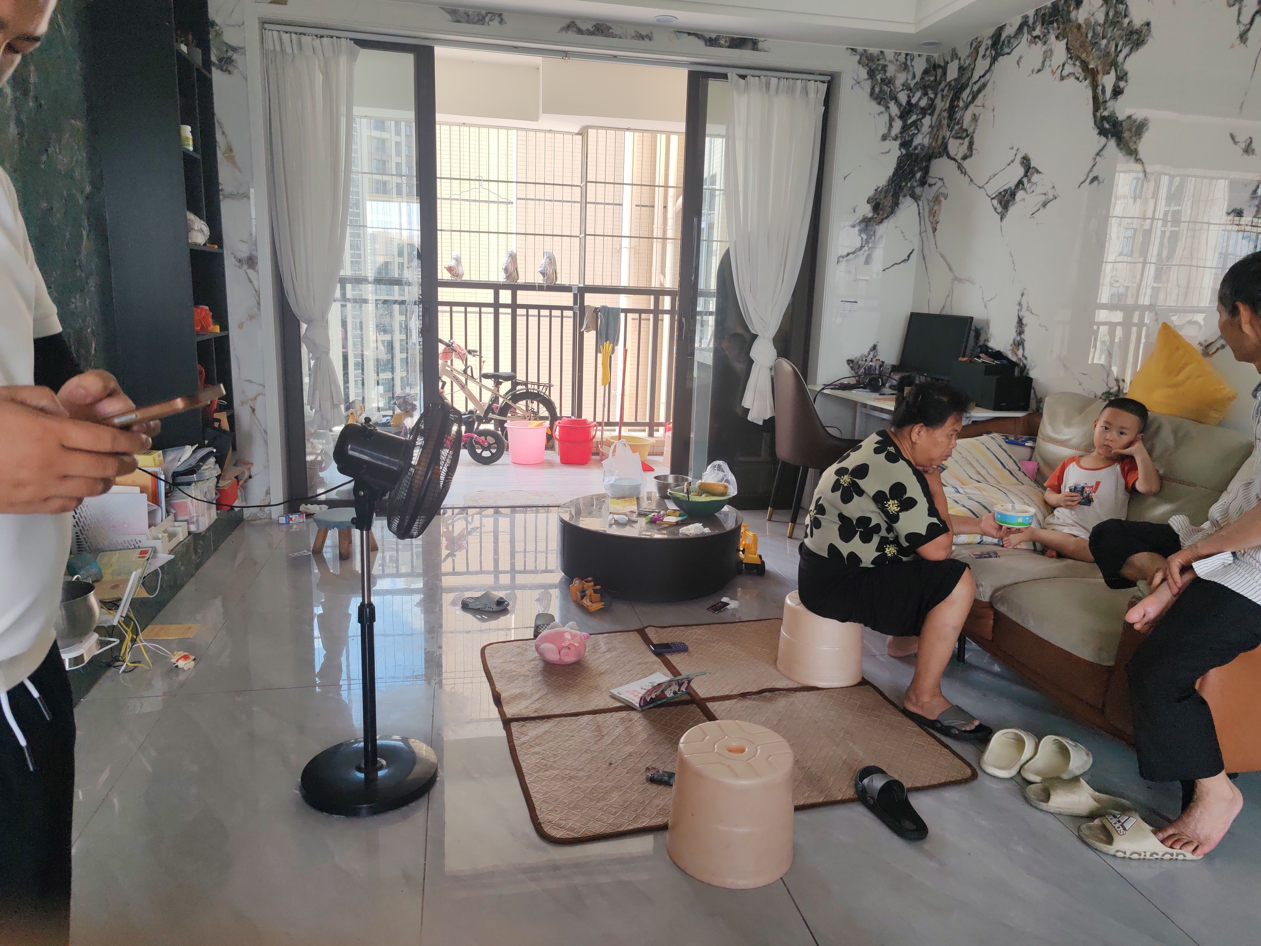 隆生仲恺花园豪装四房挥泪出售-佛山隆生仲恺花园二期二手房