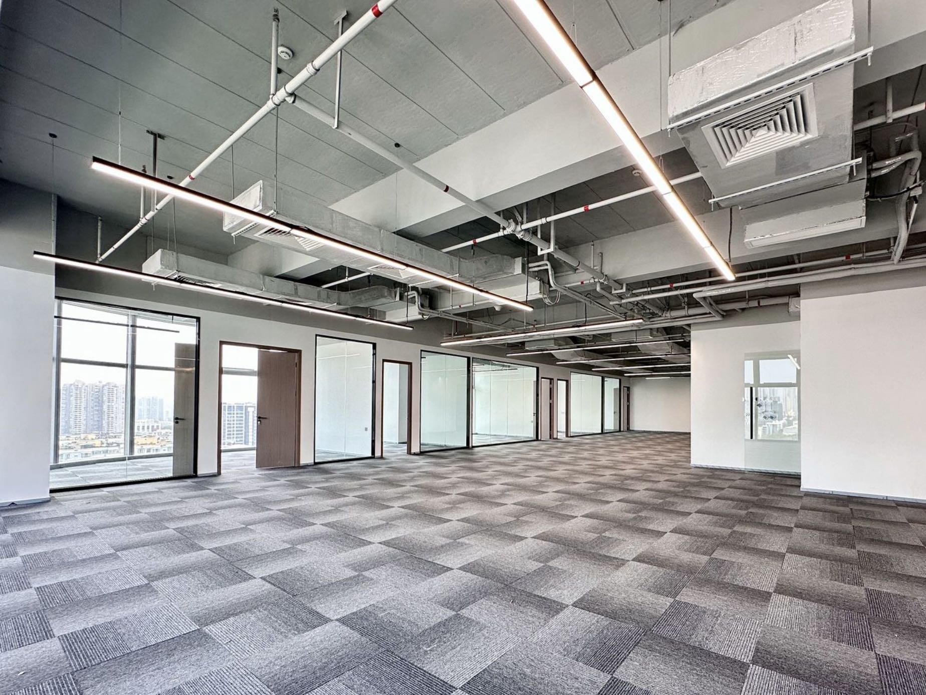 唐商科技大厦 南 普装 5室 573.3m²