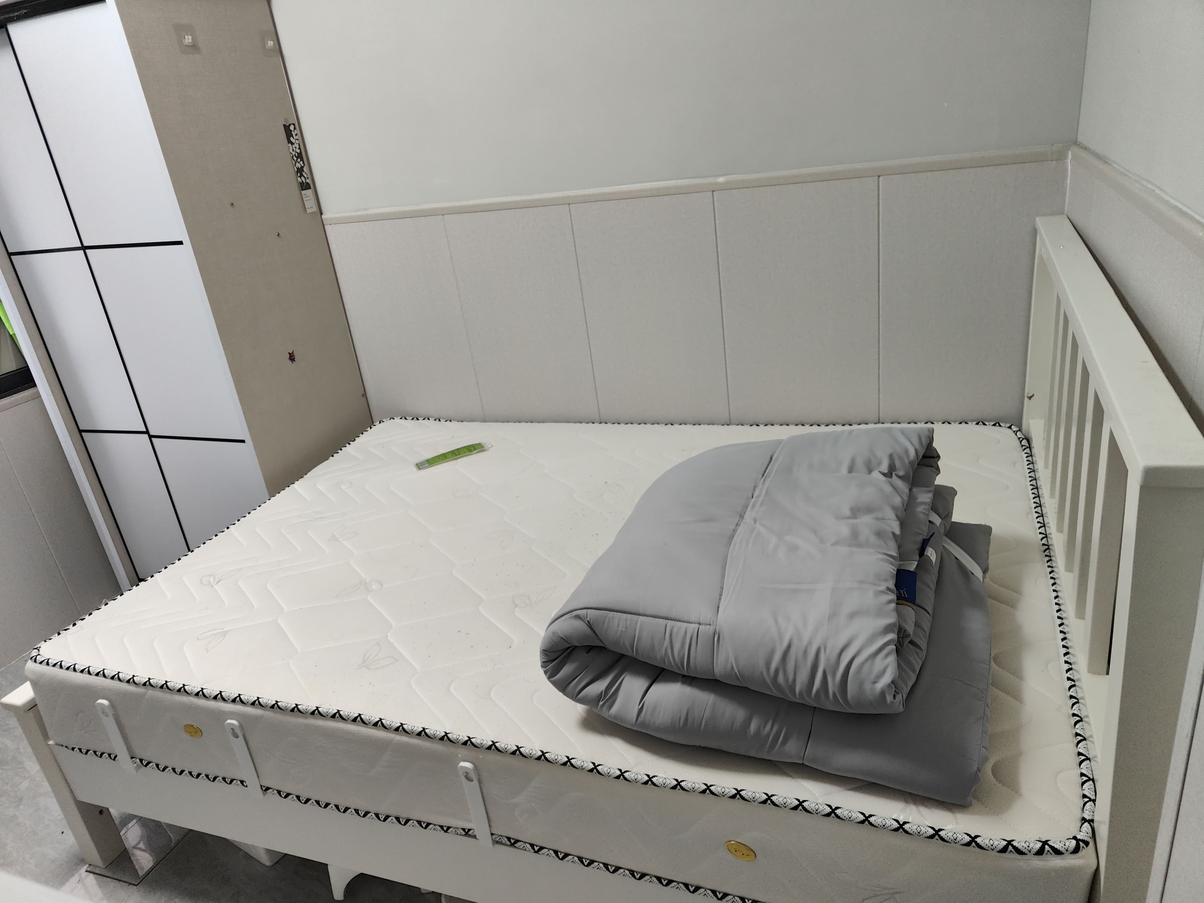 红桂二街2号大院 1房0厅1卫 18㎡