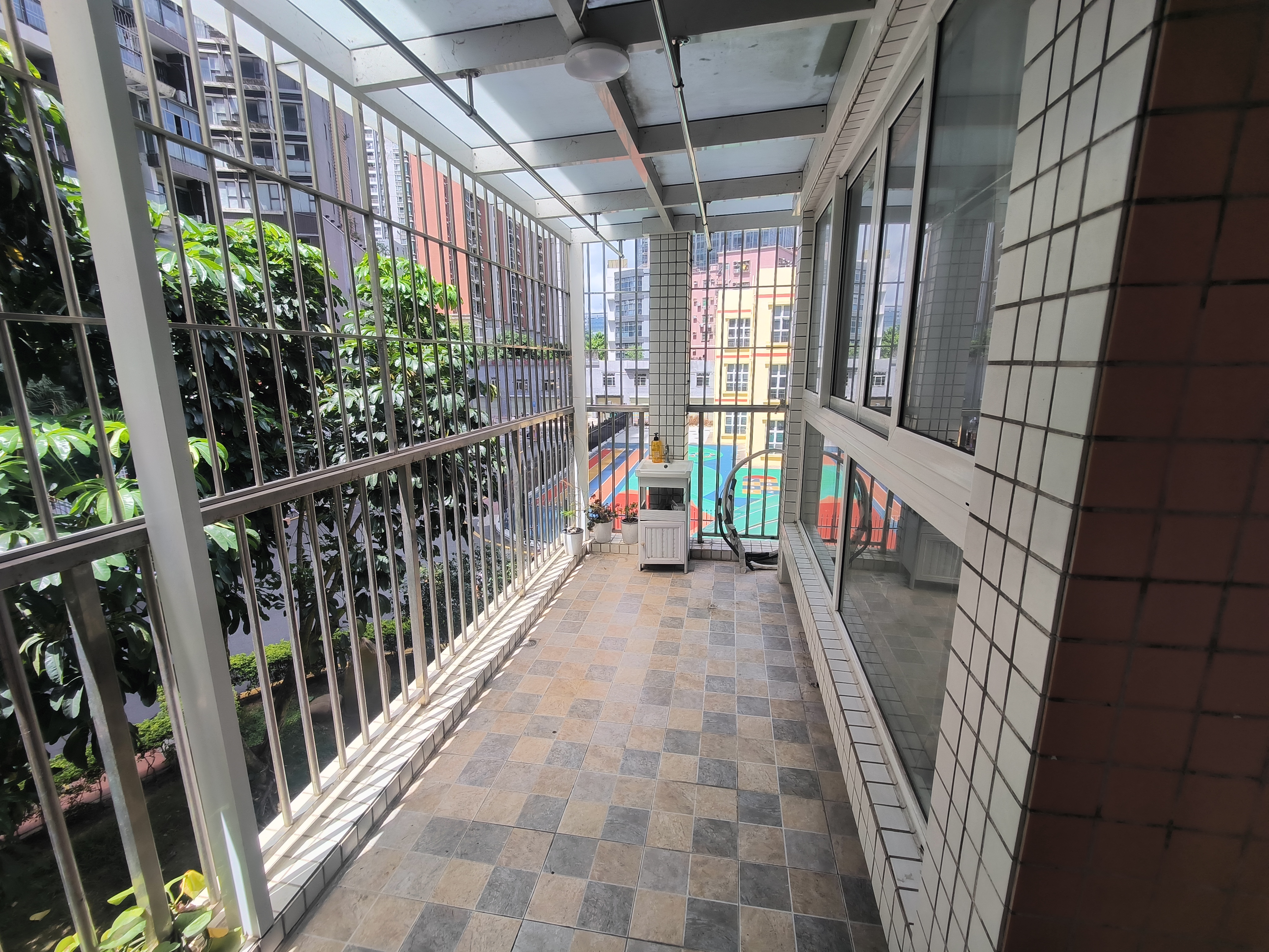 边检大院 4房2厅1卫 100㎡-深圳边检大院租房