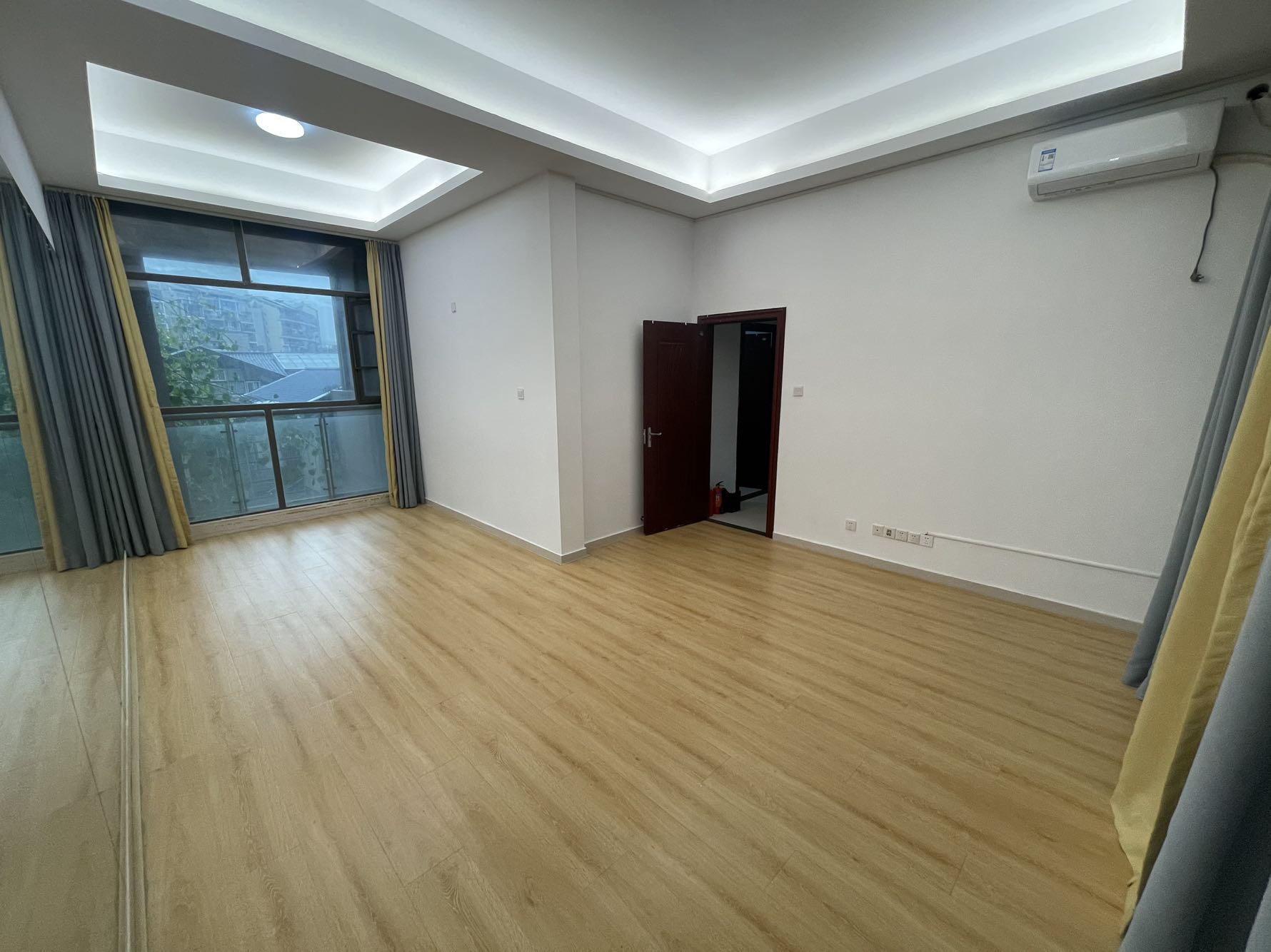 春华位置好，大一房，保养好拎包入住