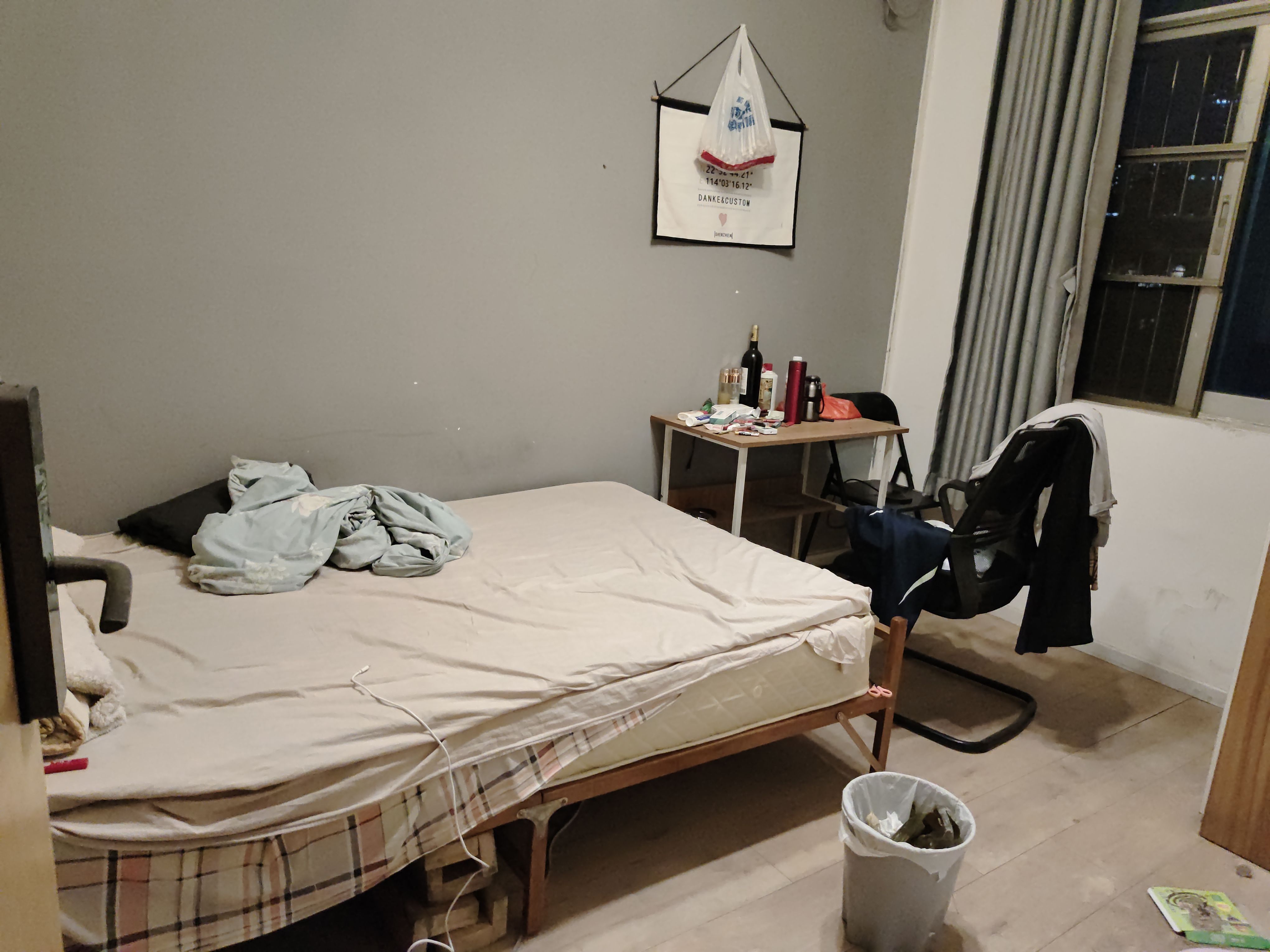 东乐花园 1房0厅0卫 86㎡
