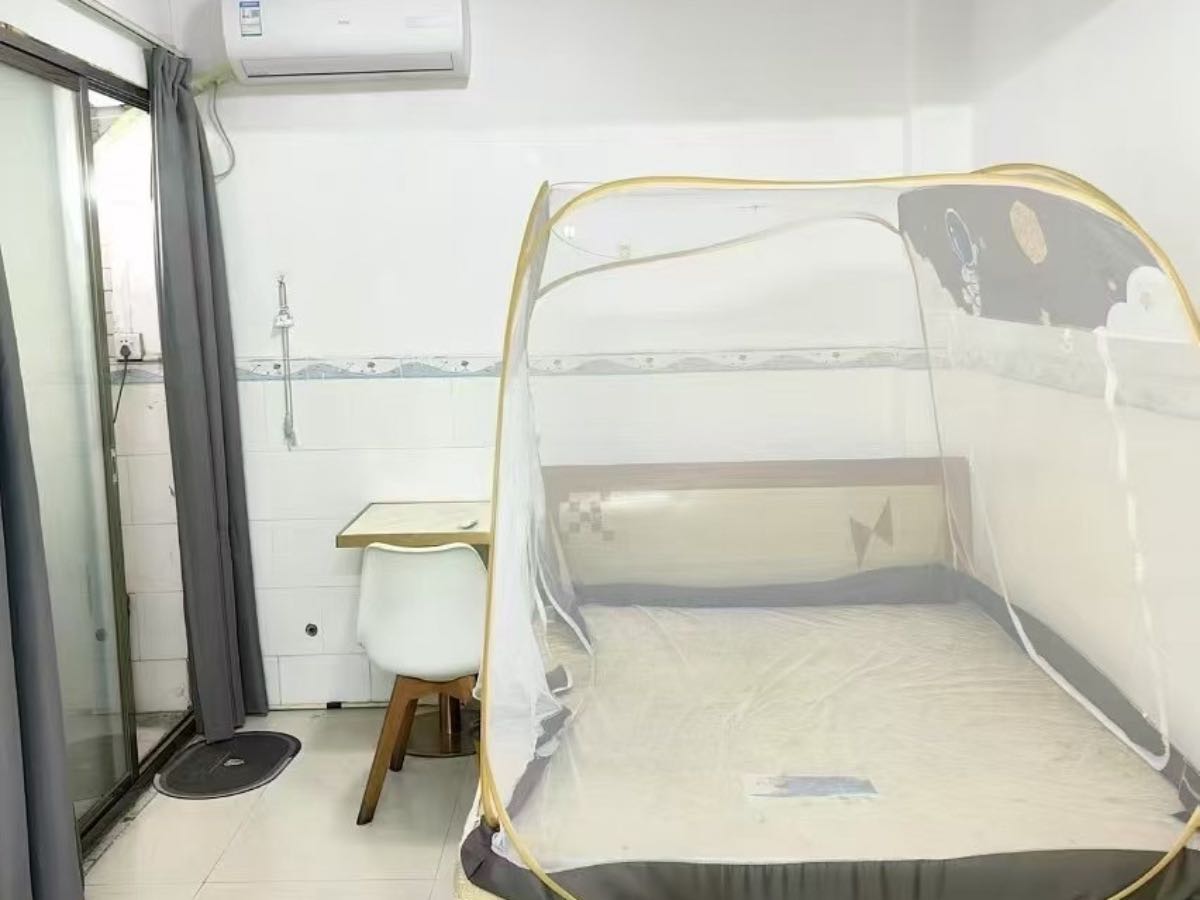 双龙广场 1房0厅1卫 20㎡