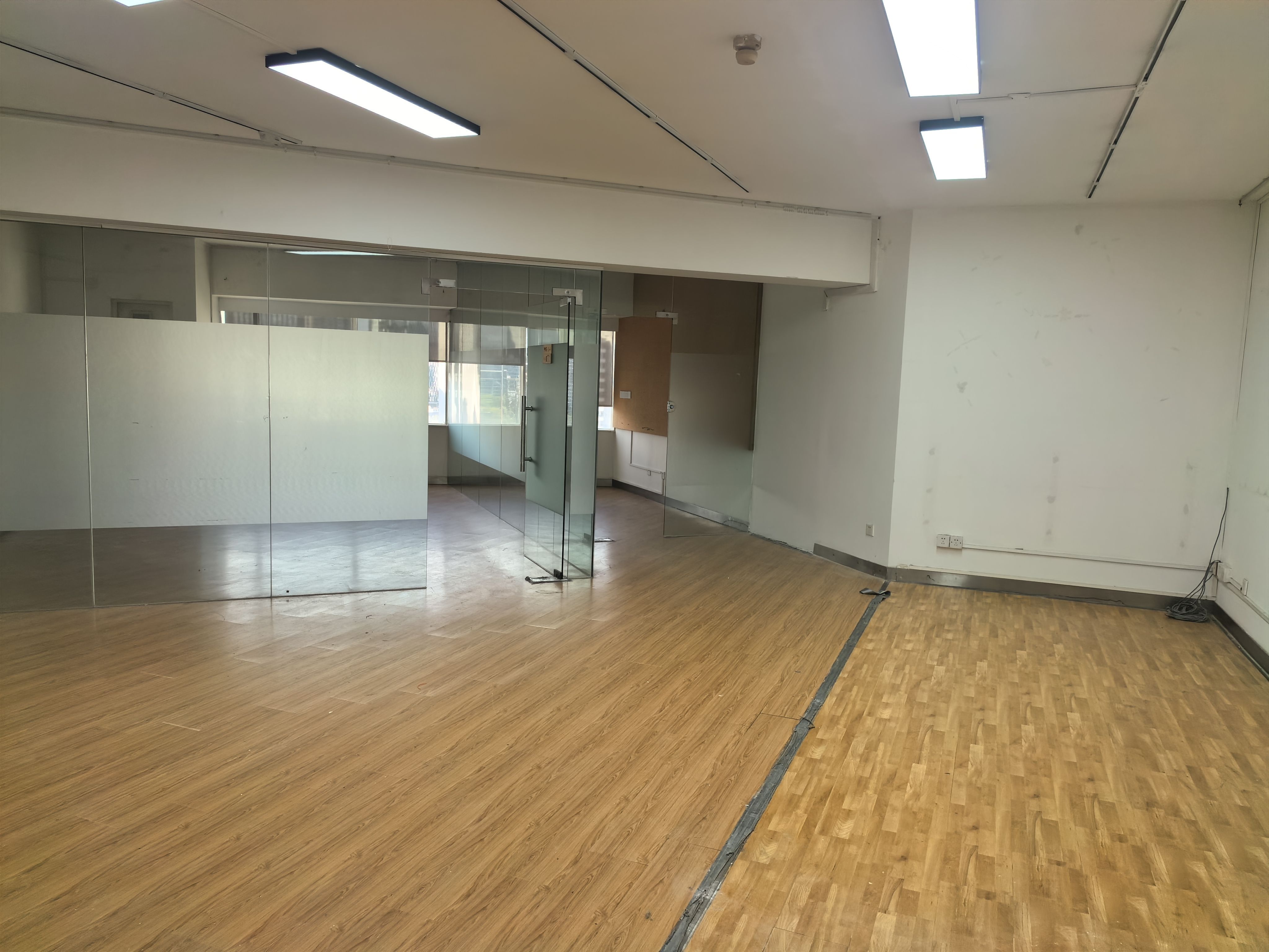 主宰公办写字楼