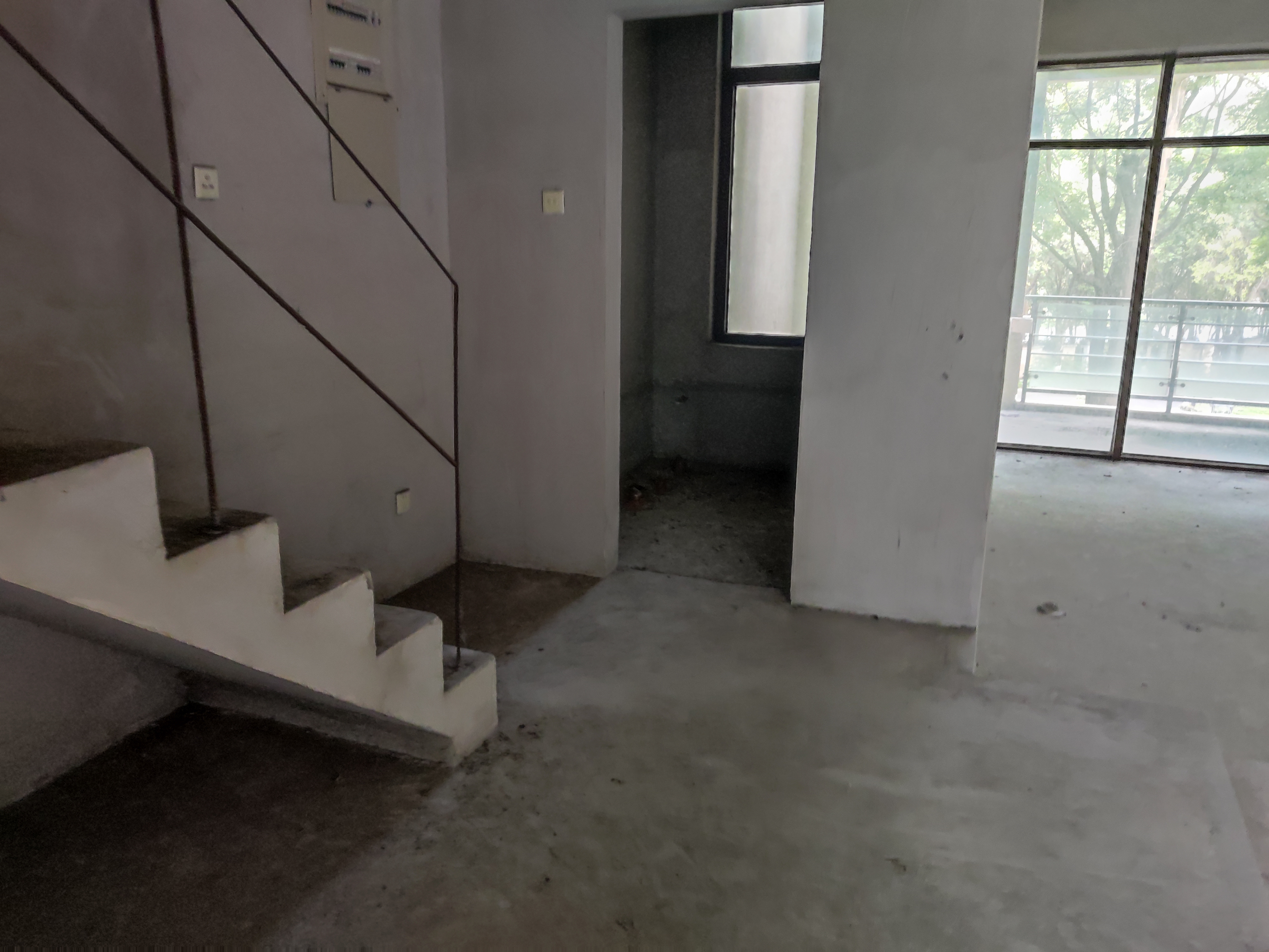 圣莫丽斯花园二期 南北 普装 5室 2厅 277.28m² 
