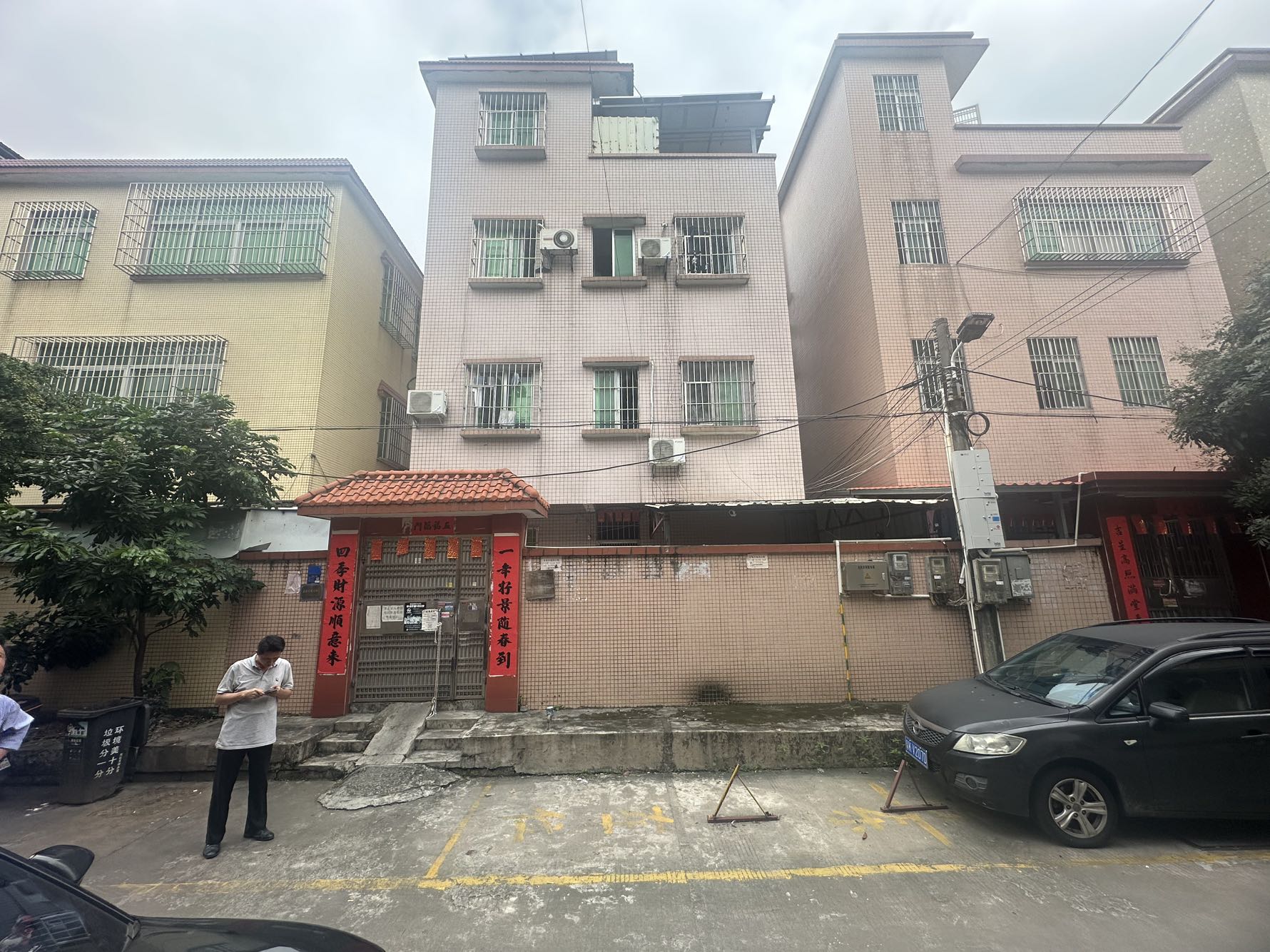西区隆昌，新出独栋，可通车