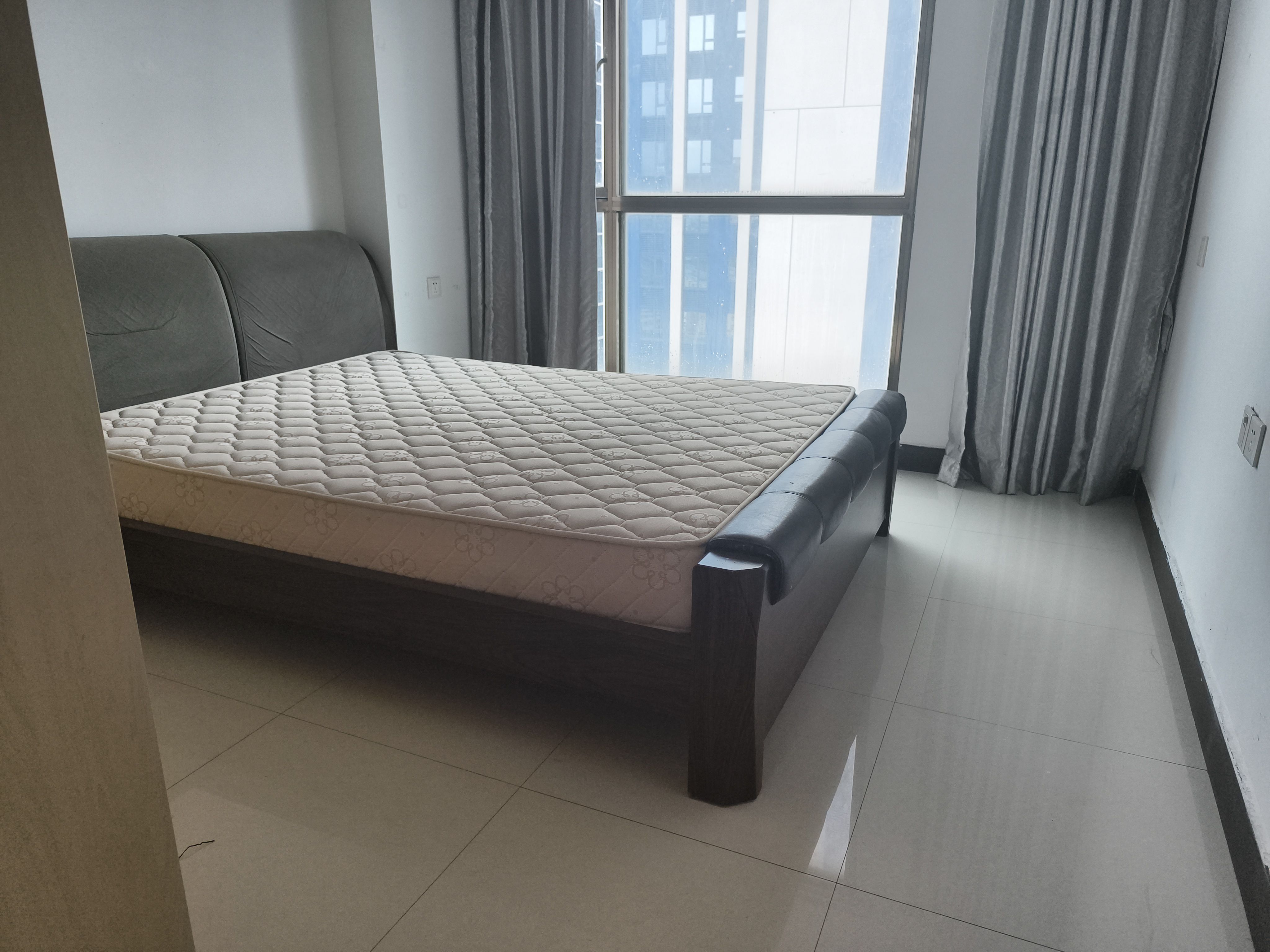 幸福里南精装2室1厅78m²-珠海幸福里二手房