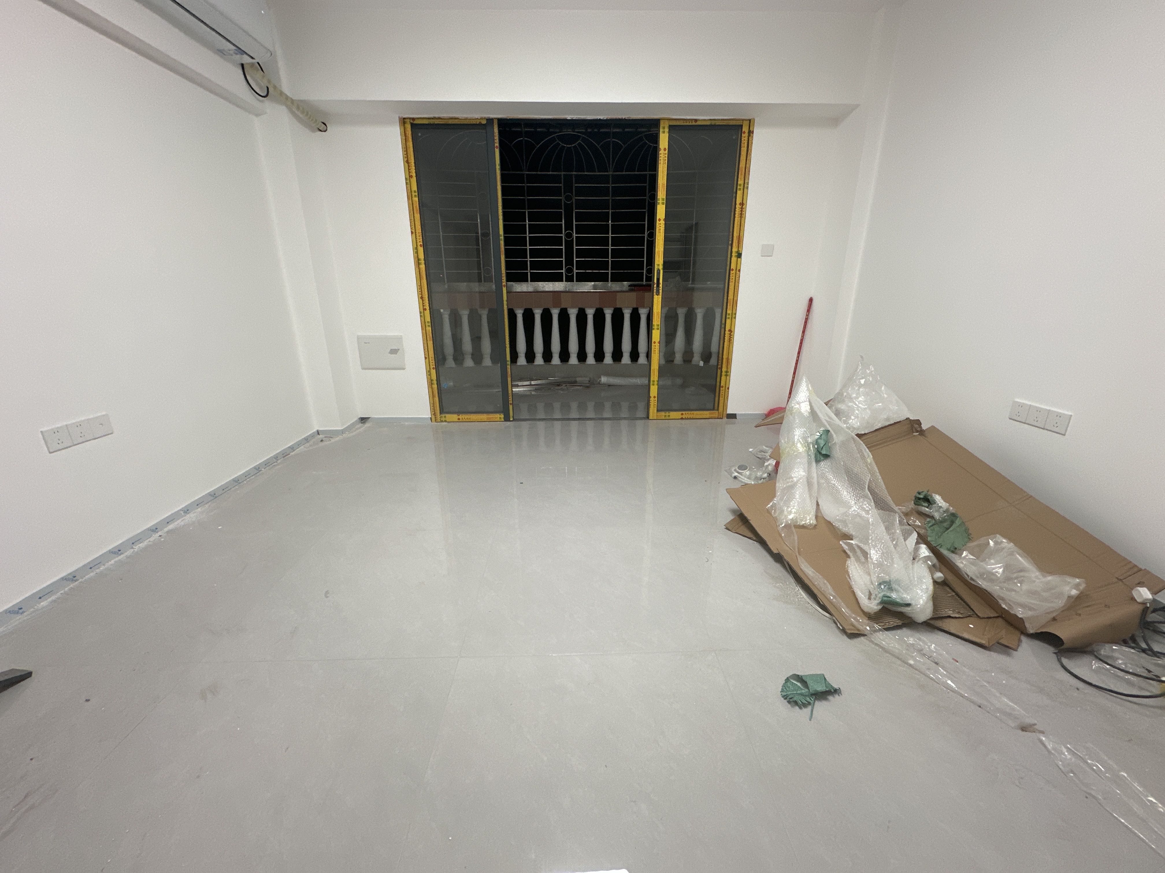 翻身地铁口正规3房-广州富源景富苑租房