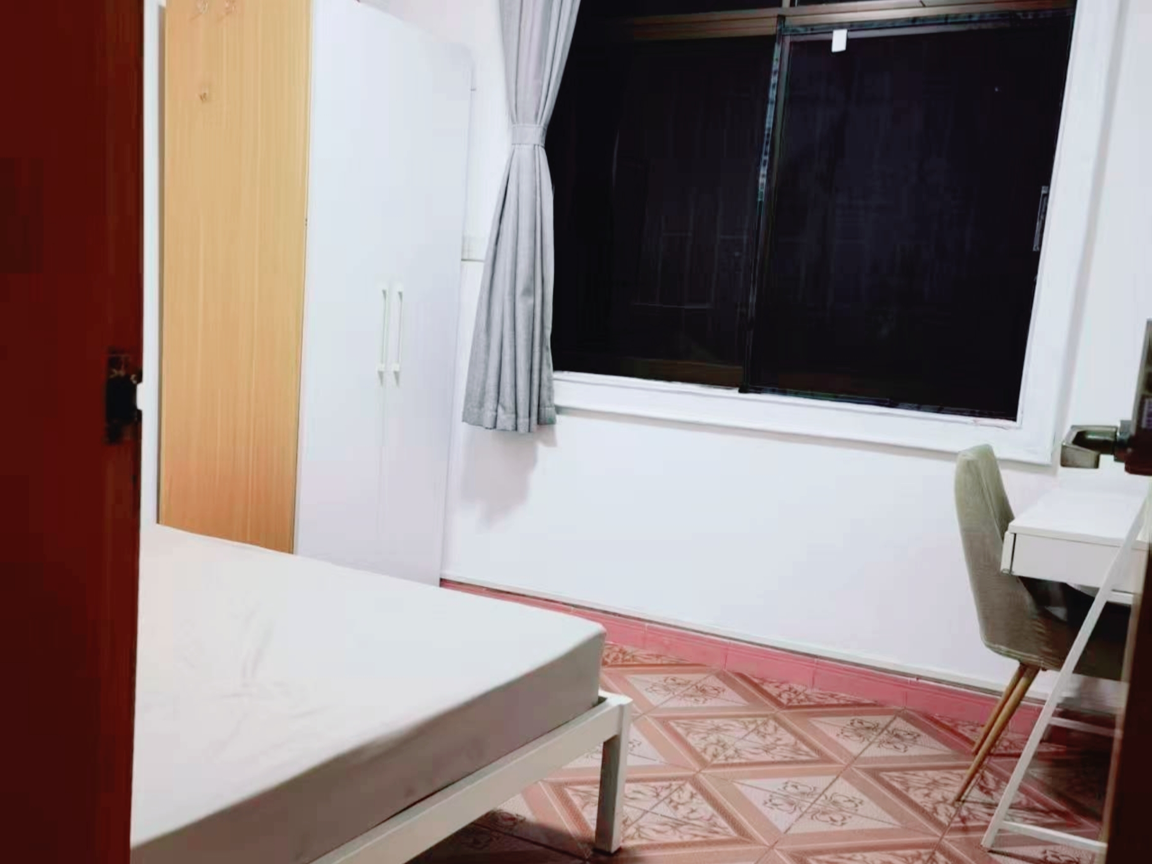 龙屋小区居室-1