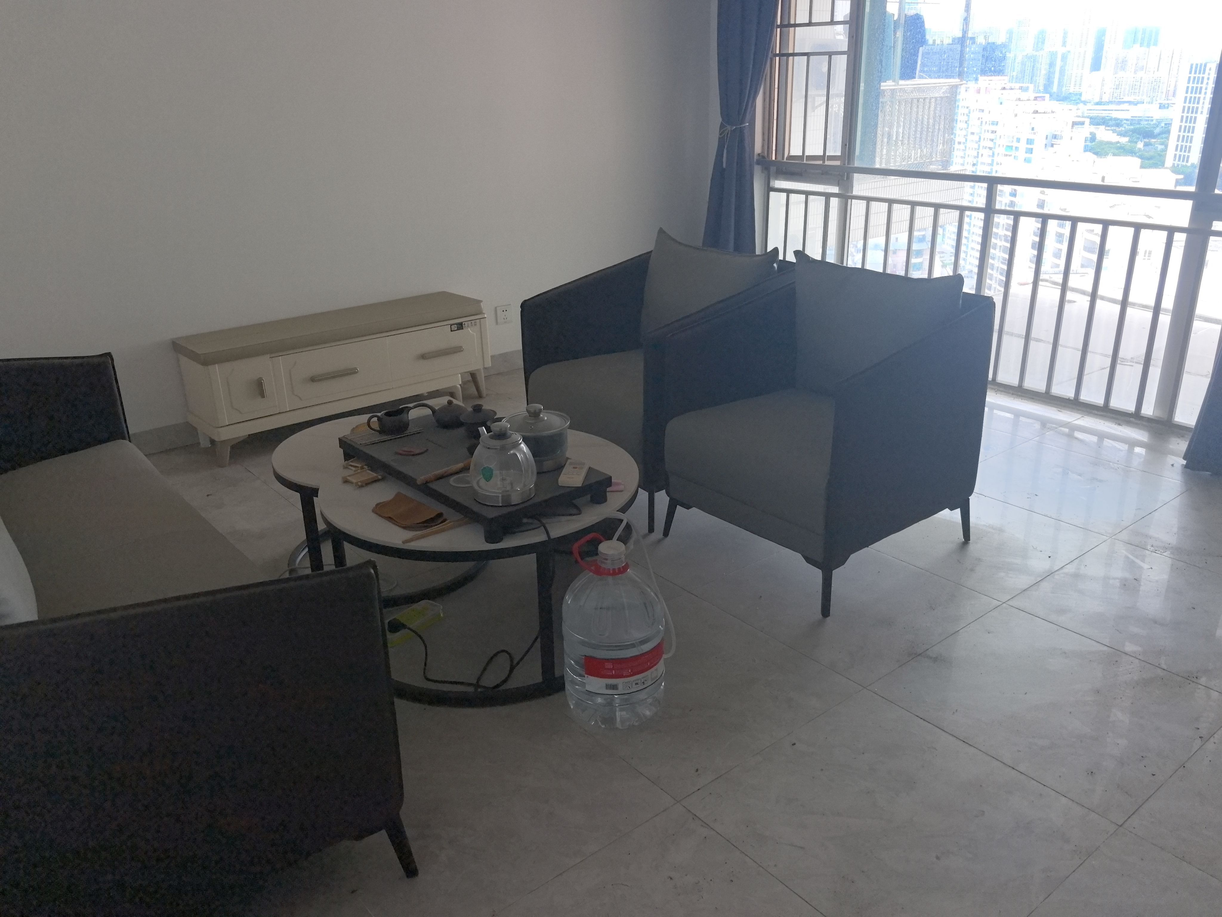 英达钰龙园客厅-1