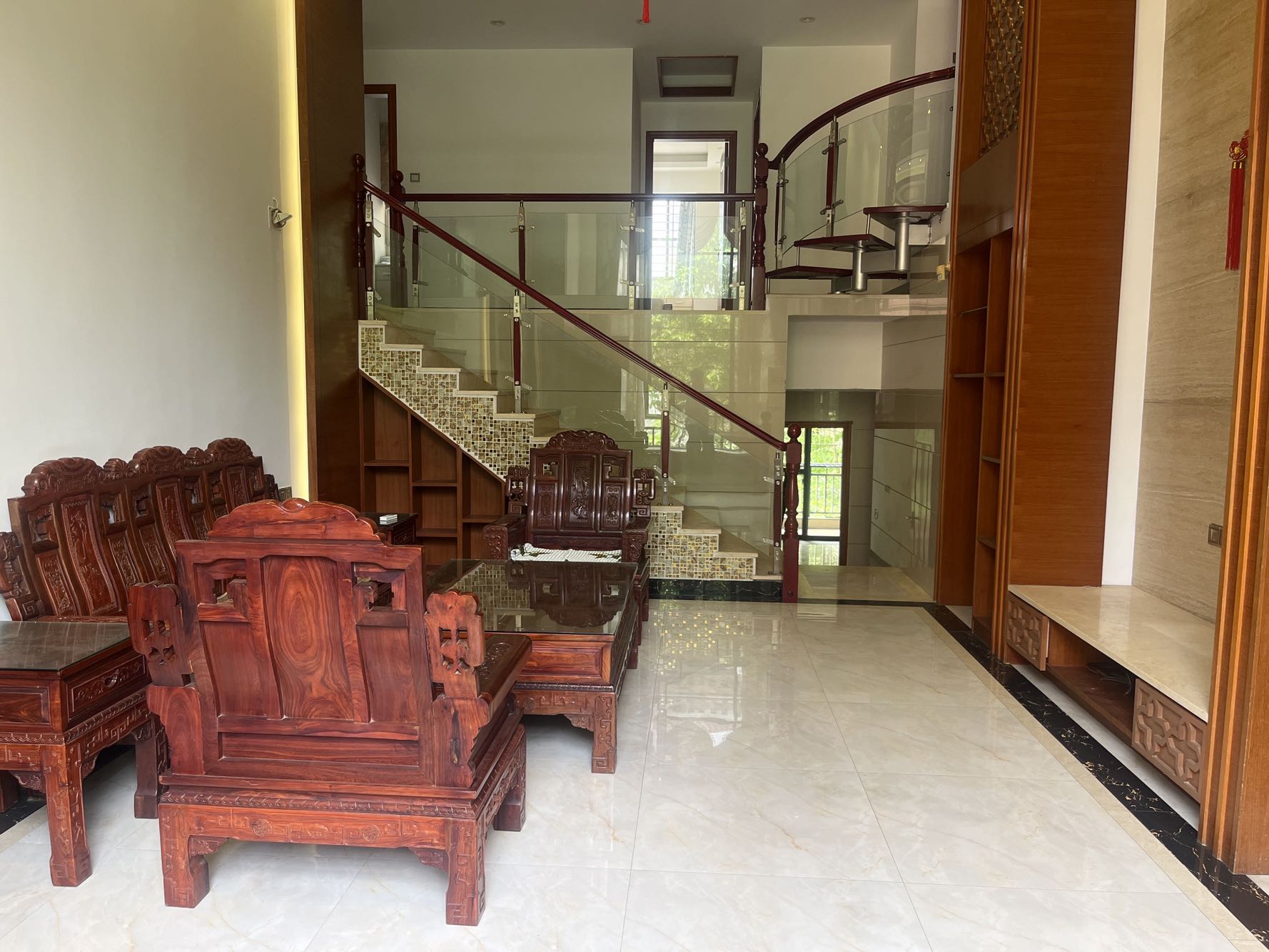 天鹅湾好房出售！