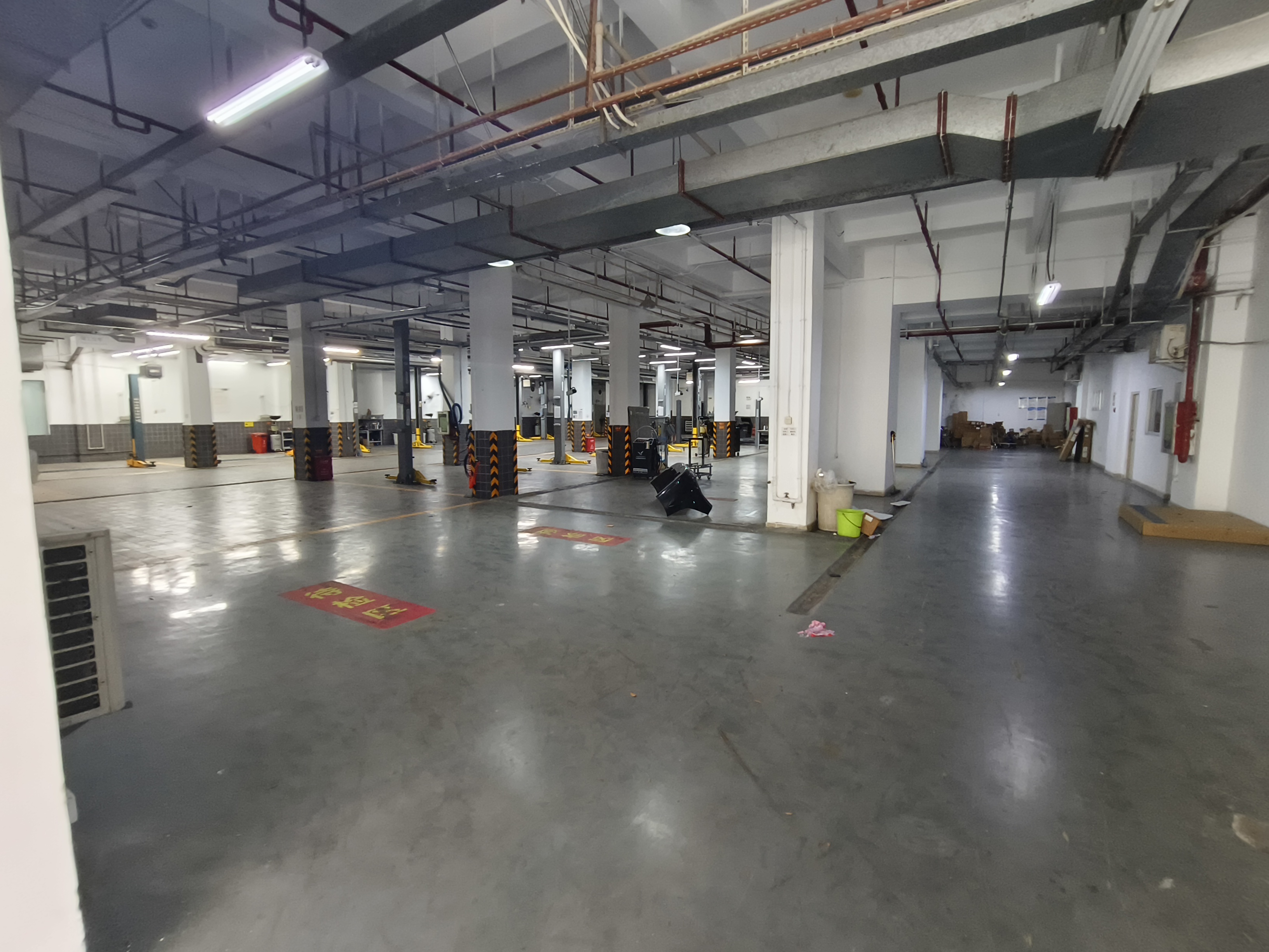 黄金地段临街商铺，业主诚心出租-深圳天集雅苑租房